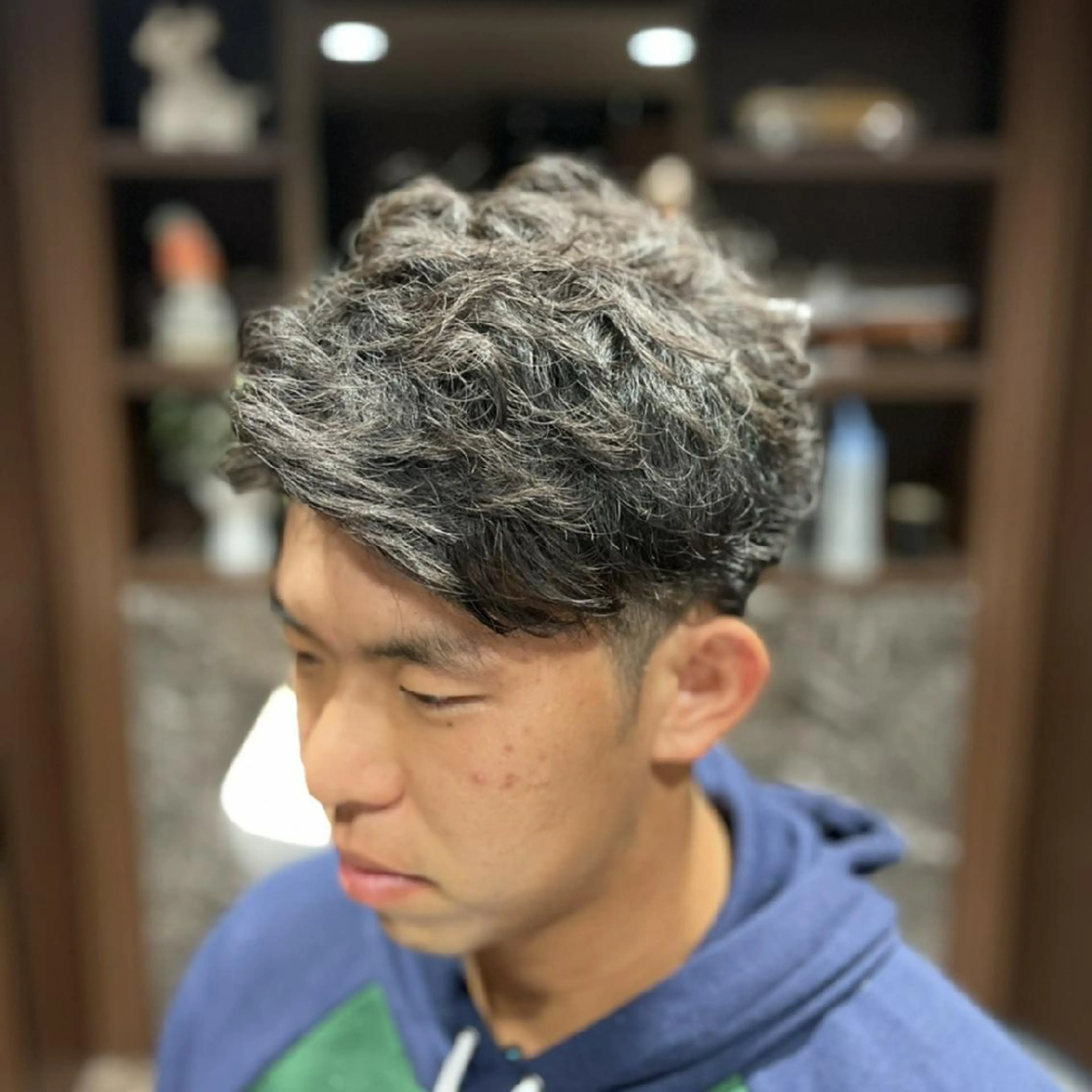 パーマ 餘野 翔舞のヘアスタイル