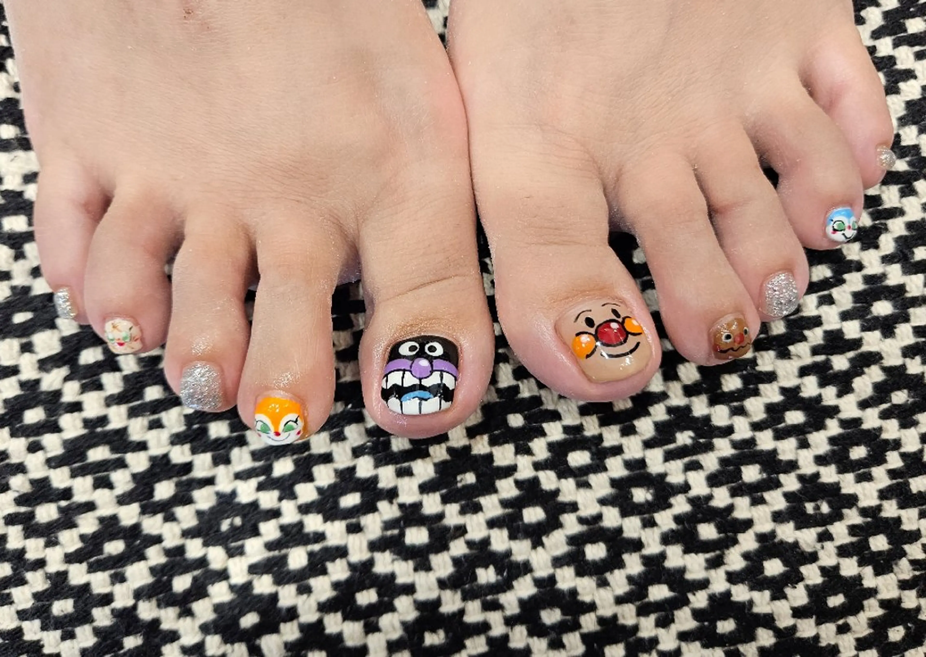 ネイル フットネイル 関口 友菜のヘアスタイル