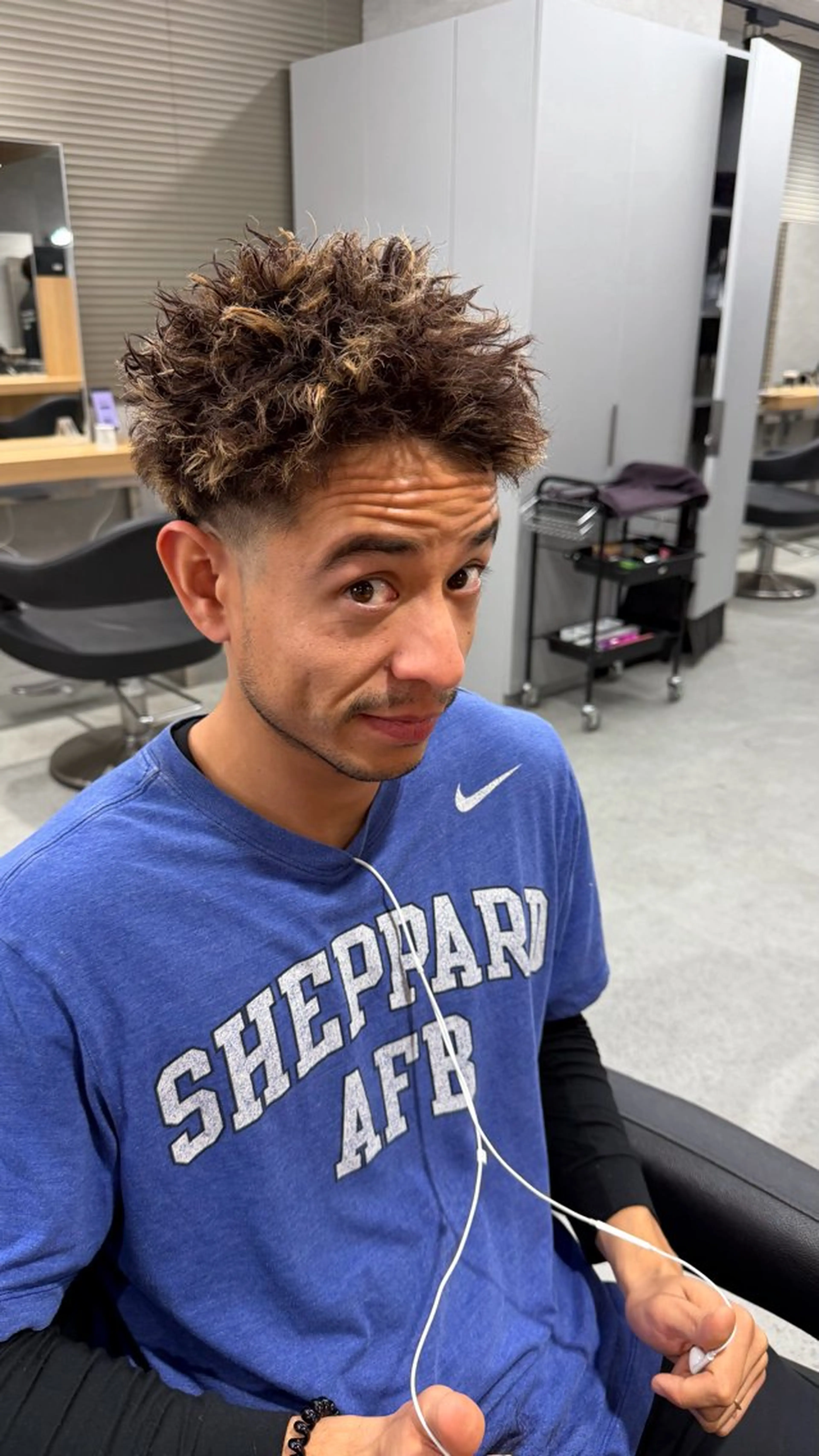 ショート カラー パーマ デザイン/ハイトーン 指名No.1パフのヘアスタイル