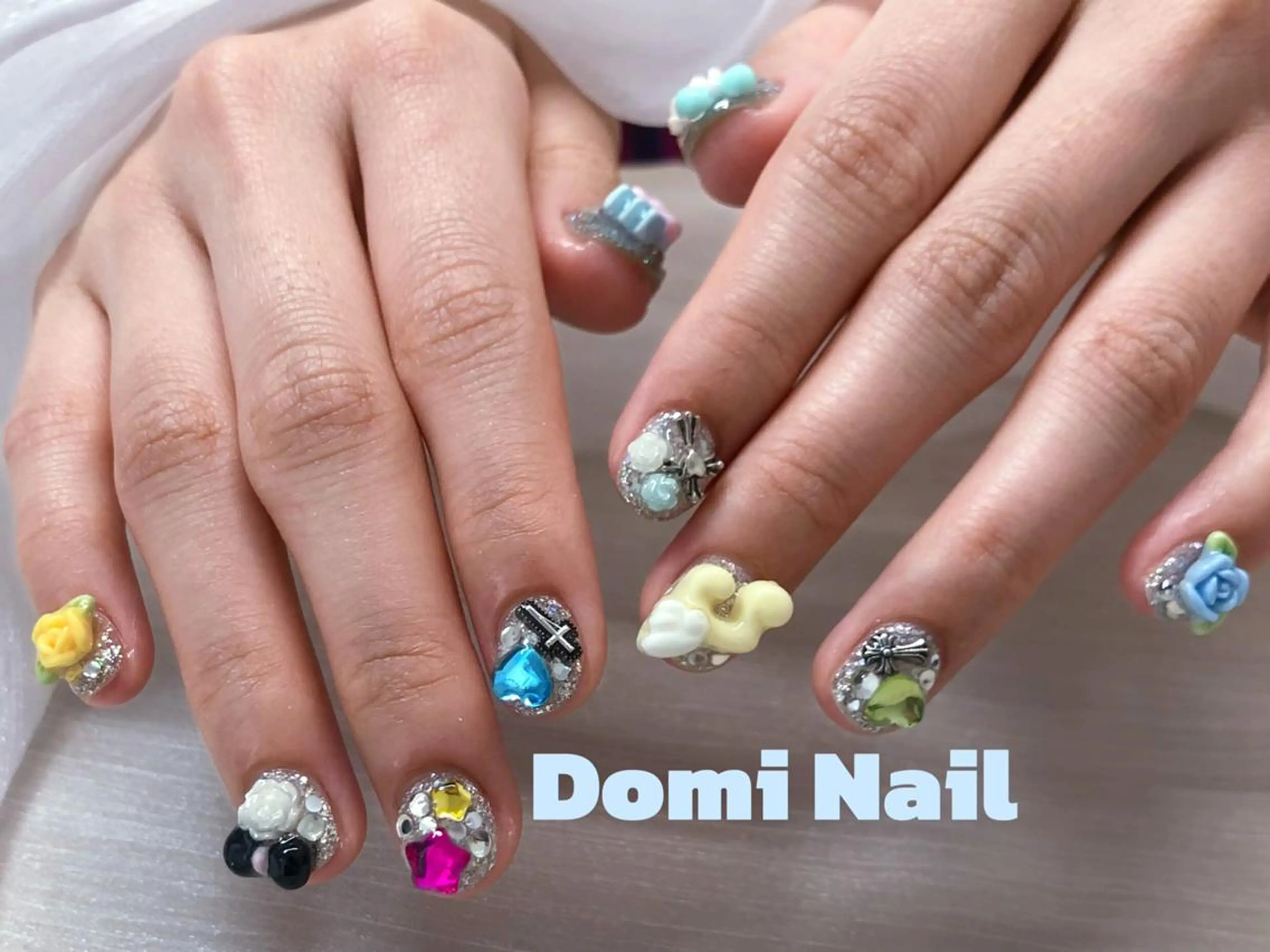 ネイル ハンドネイル Domi Nail Salonのネイルデザイン