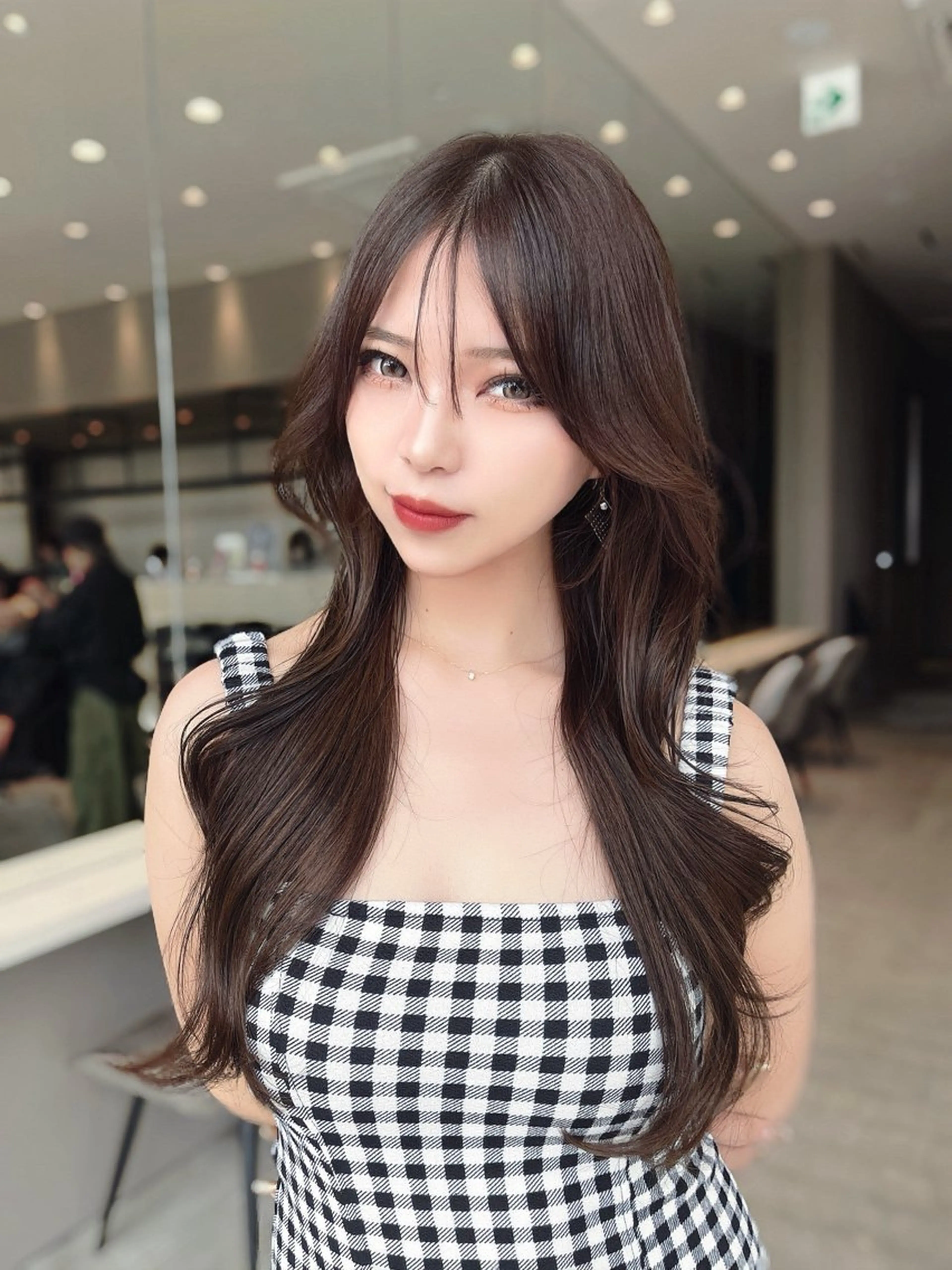 ロング カラー レイヤー/髪質改善 /透け感カラー/艶髪のヘアスタイル