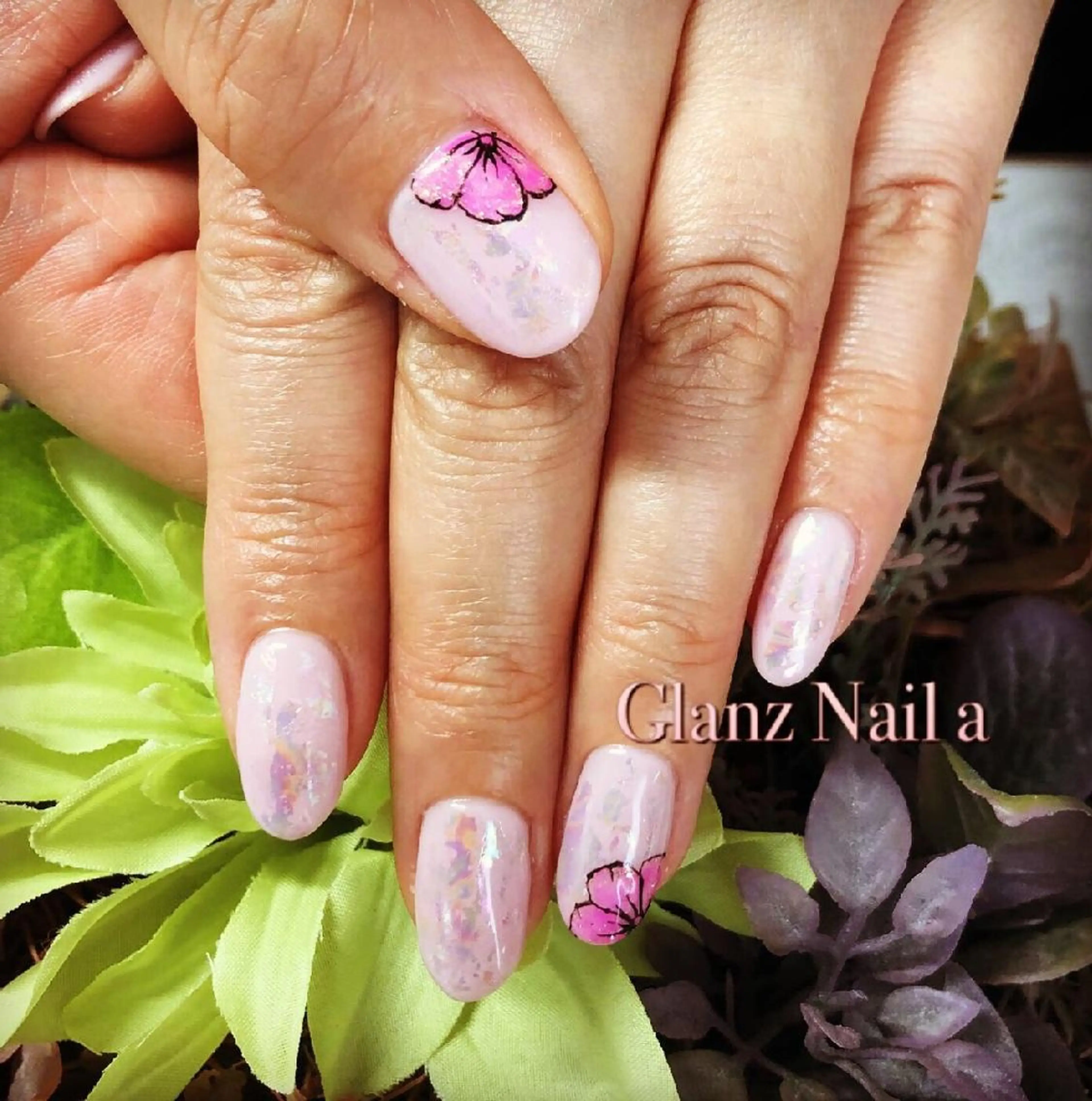 ネイル アートネイル オーロラネイル フラワーネイル キラキラネイル Glanz  Nail aのネイルデザイン
