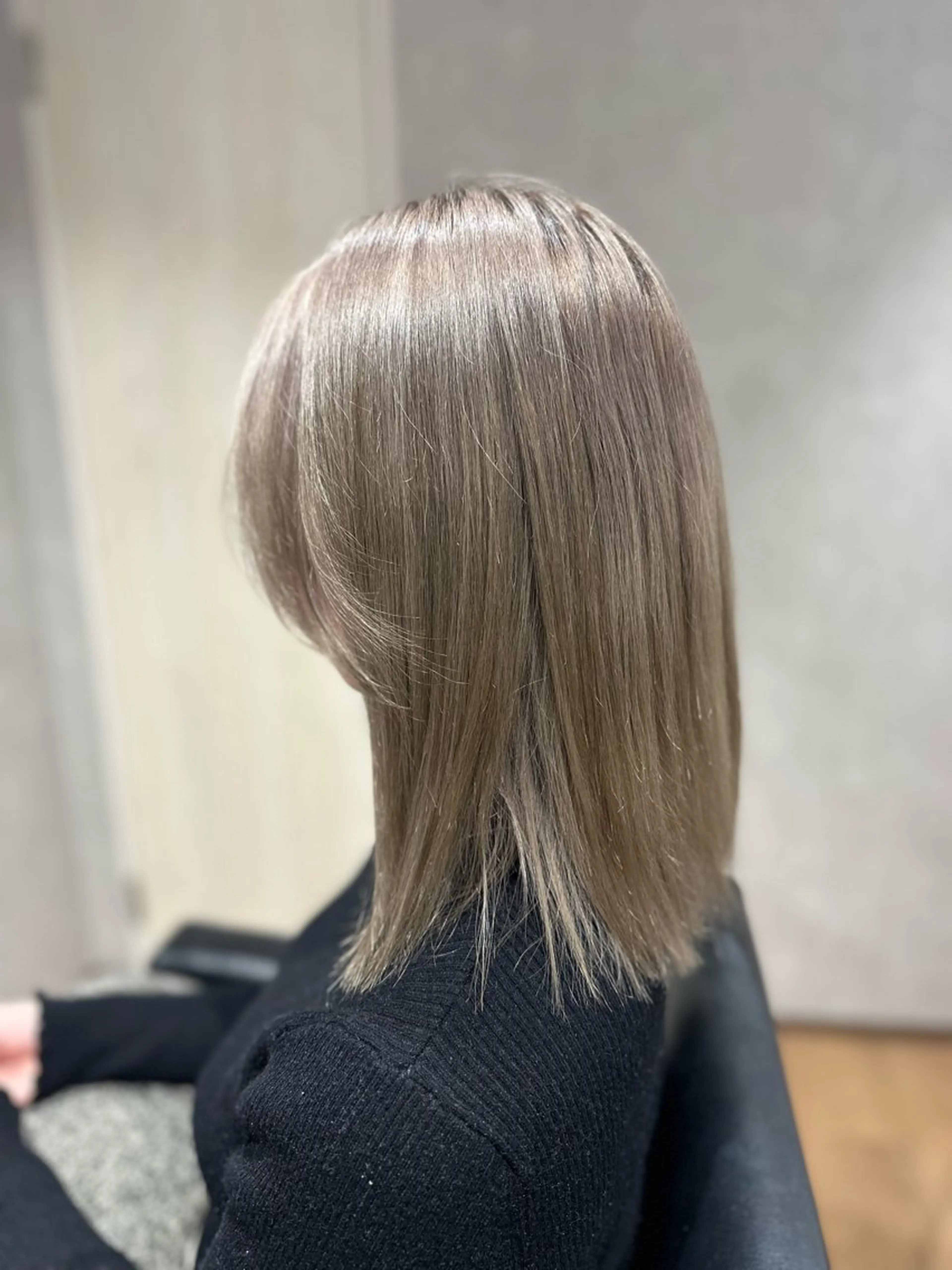 ミディアム ✂️秋葉原 🤍YURI🤍のヘアスタイル