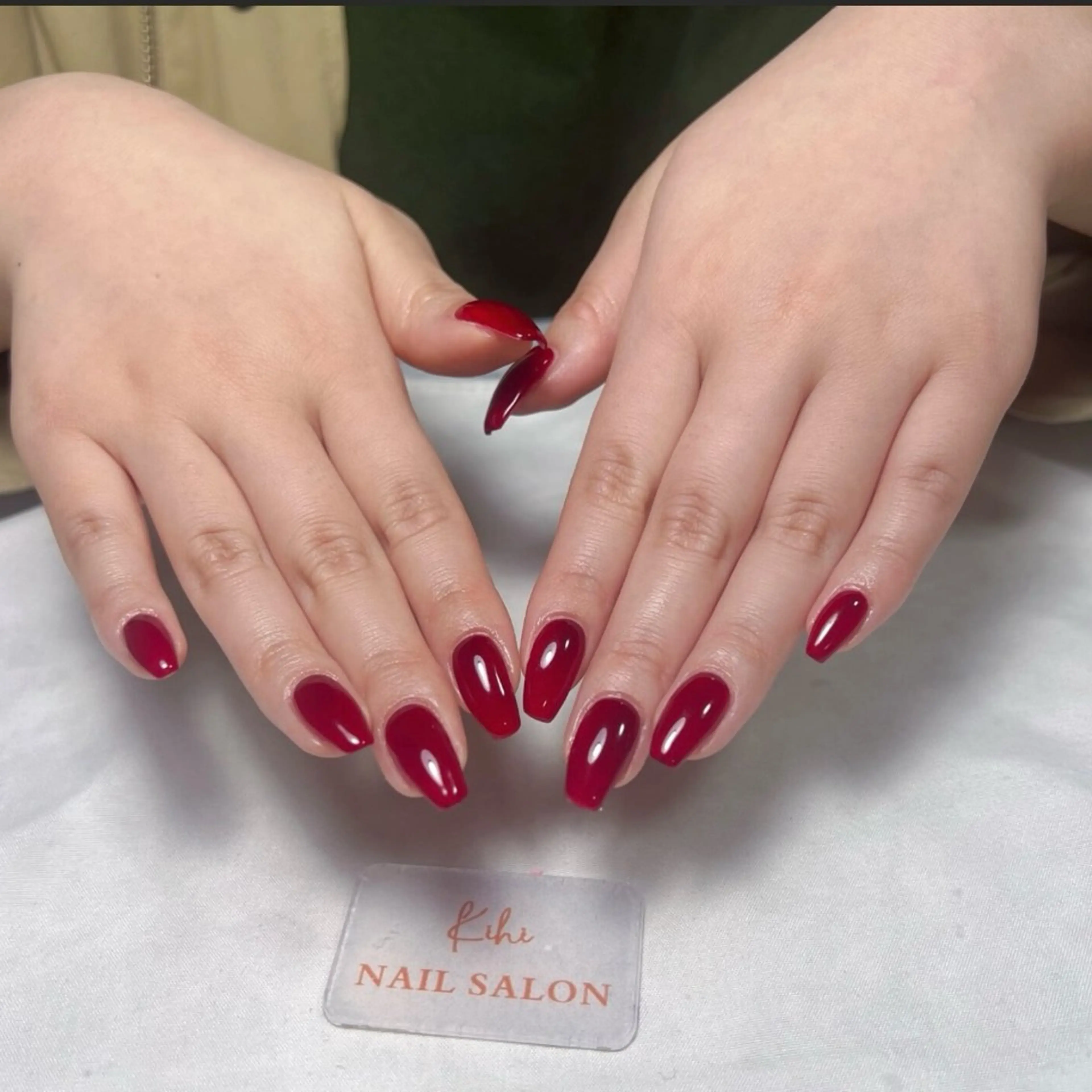 ネイル アートネイル フレンチネイル ジェルネイル グラデーション 韓国ネイル ハンドネイル ハンドケア さくら💮💮 【オフ無料】のネイルデザイン