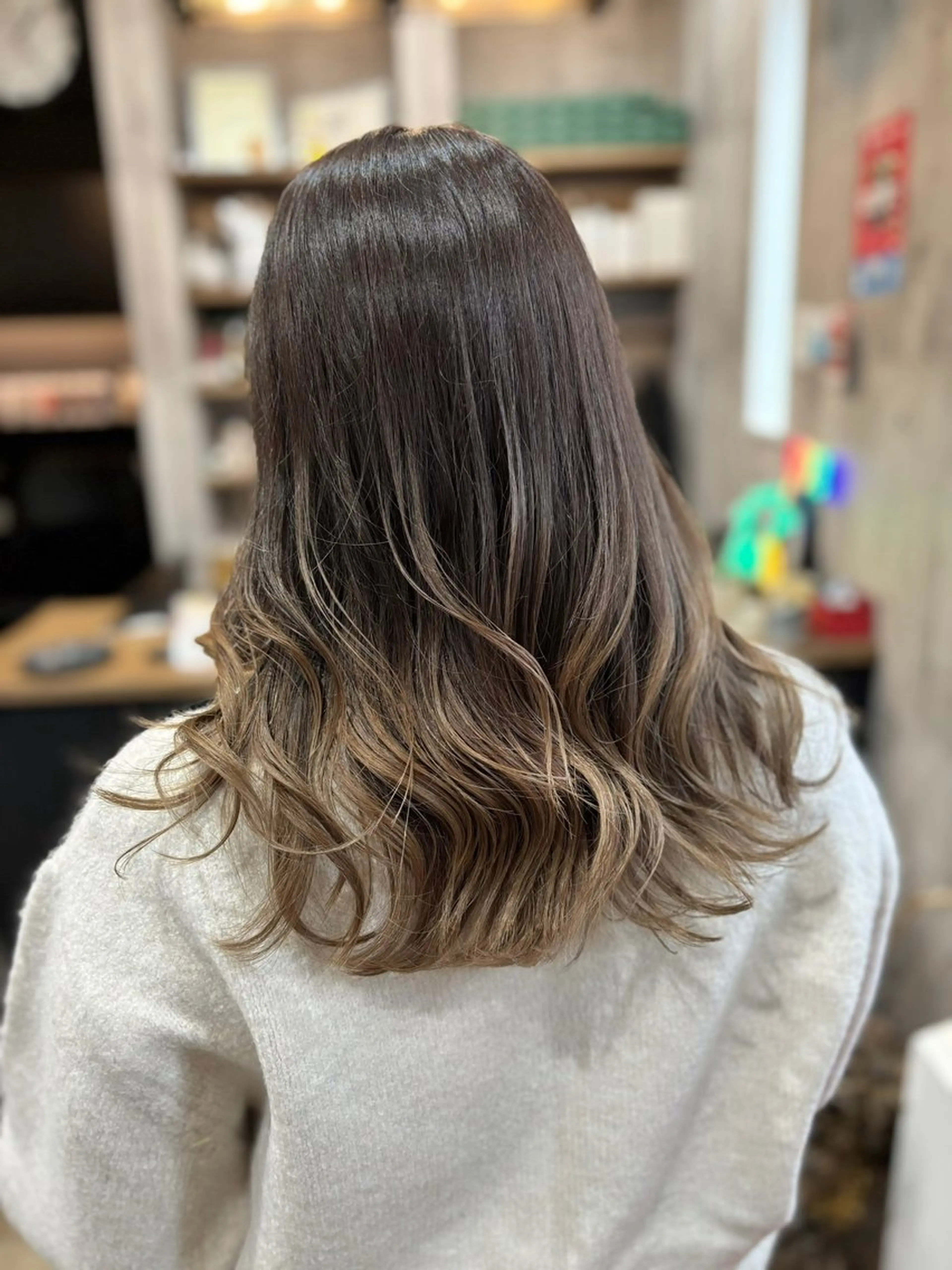 ミディアム yoshihara yuukiのヘアスタイル