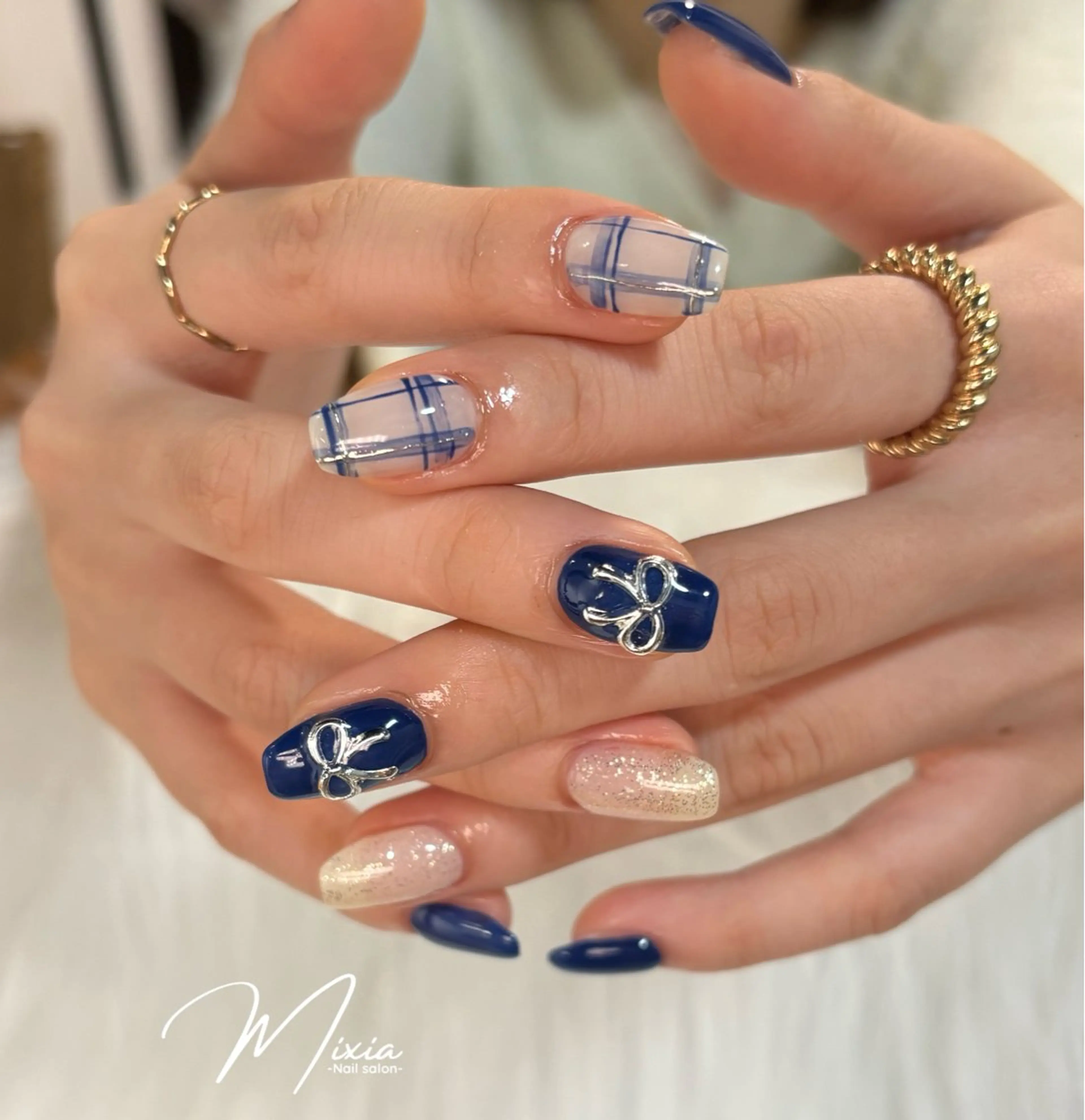 ショート ハンドネイル ネイルサロン mixia所属・ネイルサロン mixiaのネイルデザイン