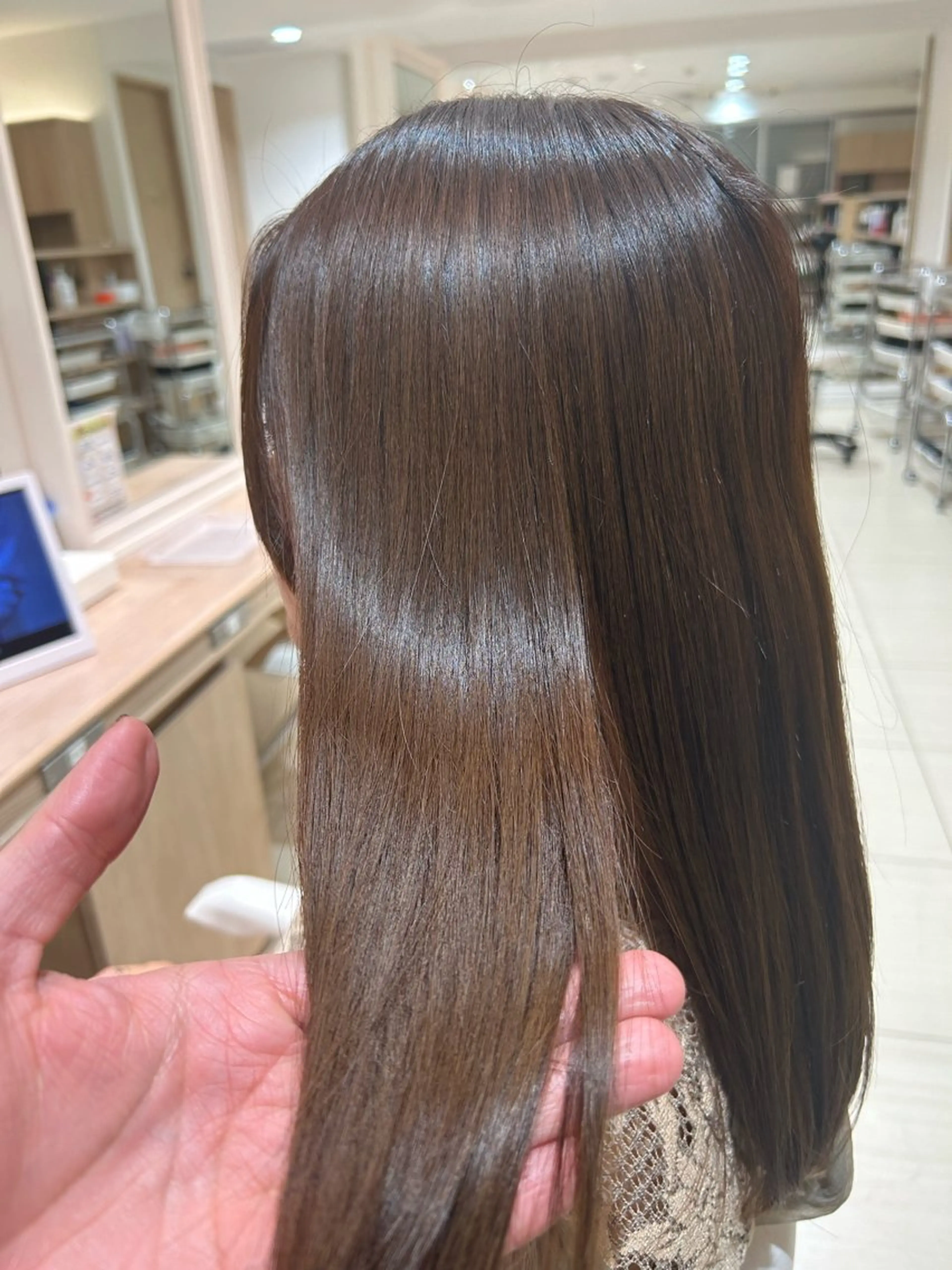 ロング 銀座シロー　村山 レツのヘアスタイル