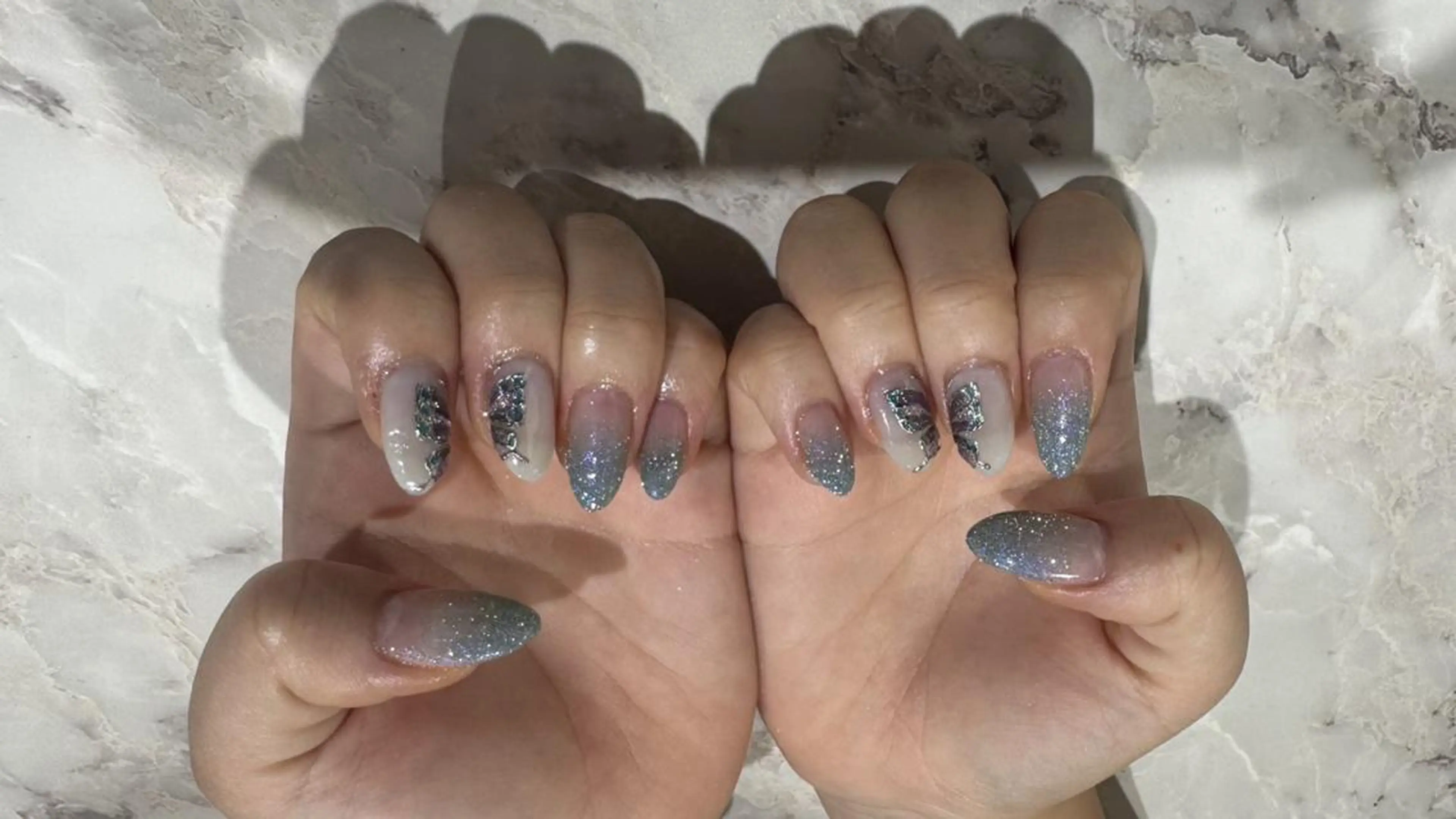 ネイル キラキラネイル ハンドネイル Nail Salon Lindaのネイルデザイン