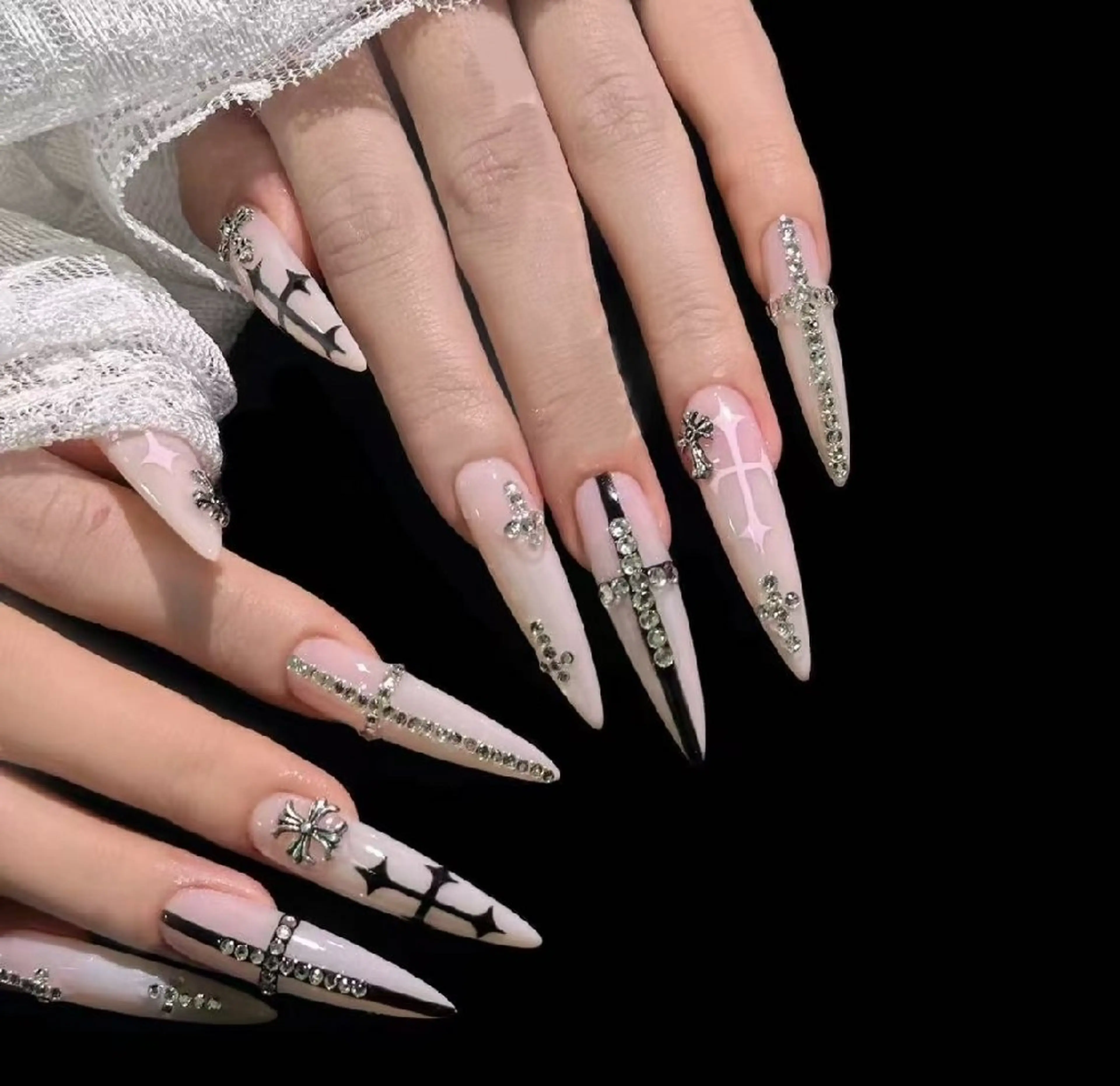 ネイル オーロラネイル フラワーネイル フットネイル フレンチネイル ジェルネイル ハンドネイル Oomiya 服部のネイルデザイン