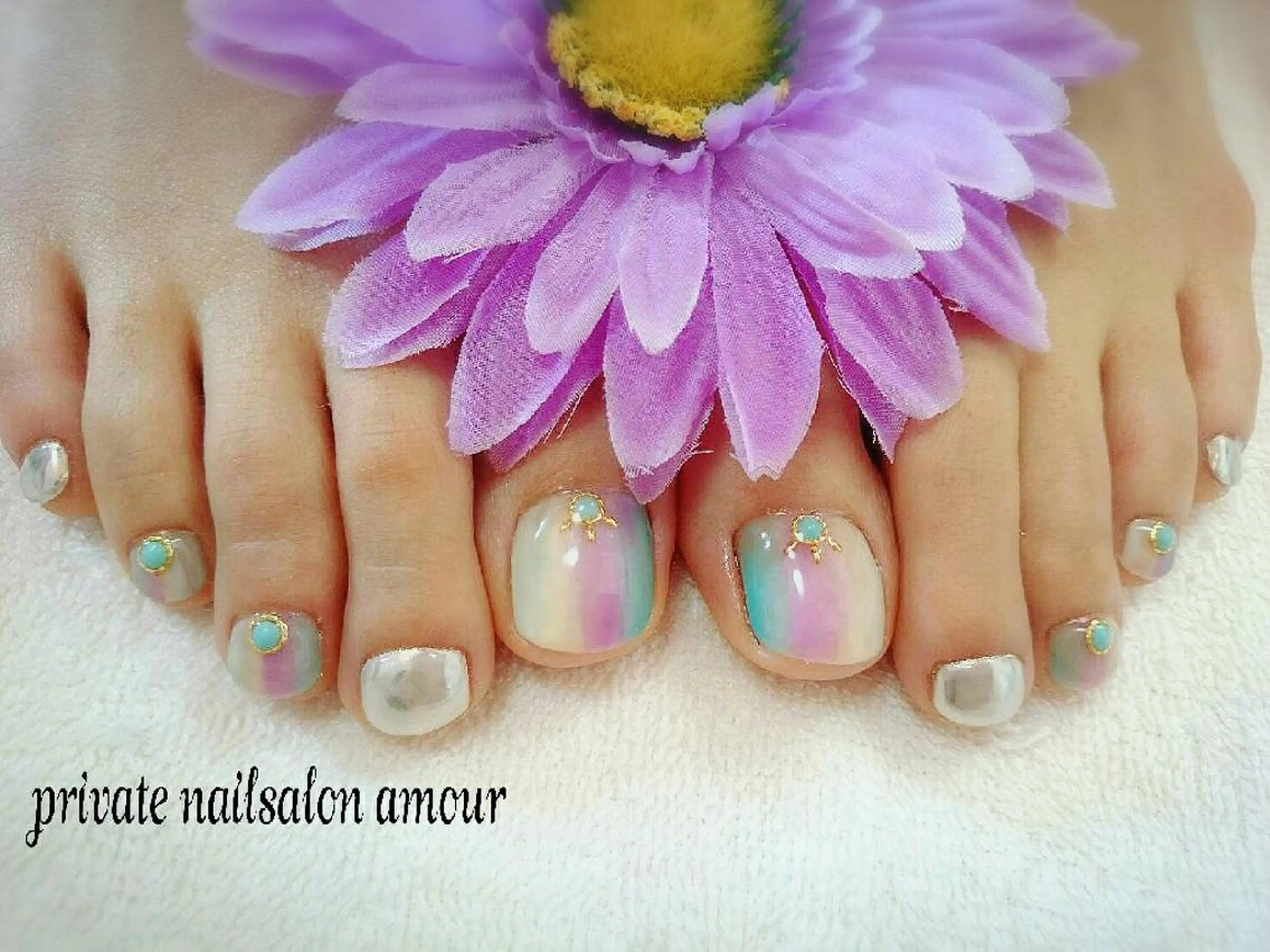 ネイル フットネイル グラデーション nailsalon ♡amour♡のネイルデザイン