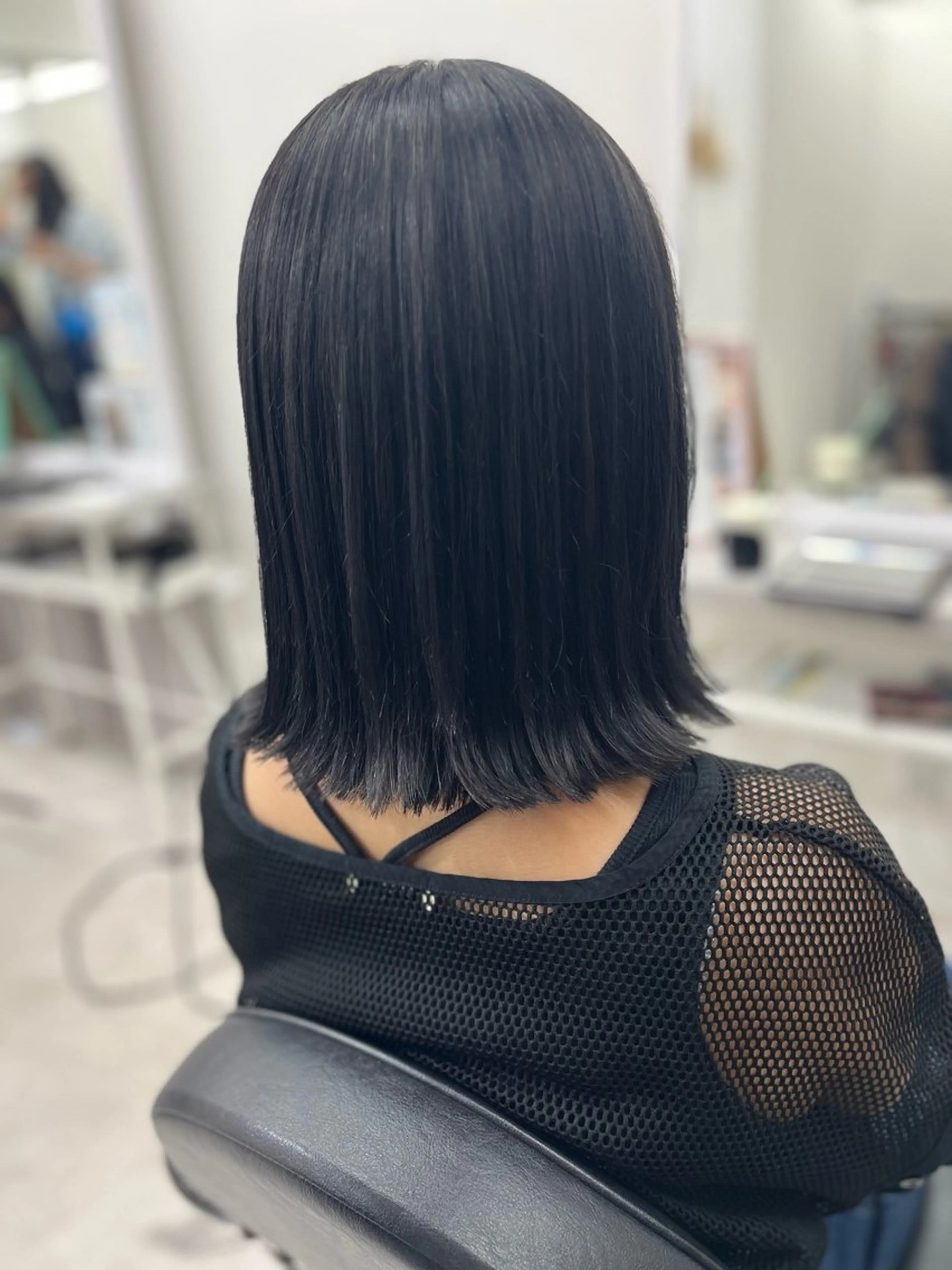 ミディアム カラー 黒髪 ブルーカラー ブルーブラック カット ヘアカラー トリートメント 🫧ぷる艶カラー🫧 Yuubi🦩のヘアスタイル