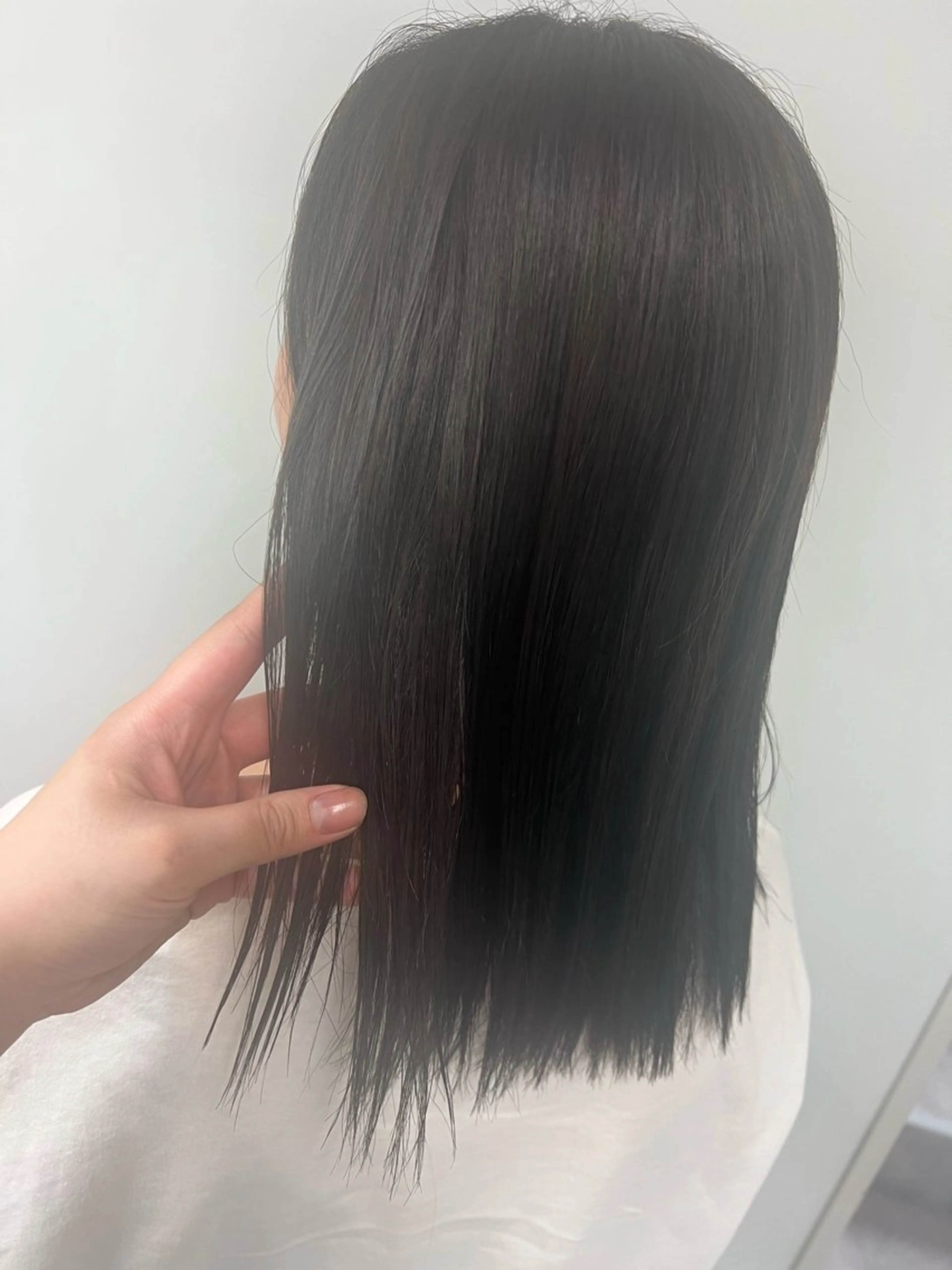 カラー 透明感カラー TOBITA TAKARAのヘアスタイル