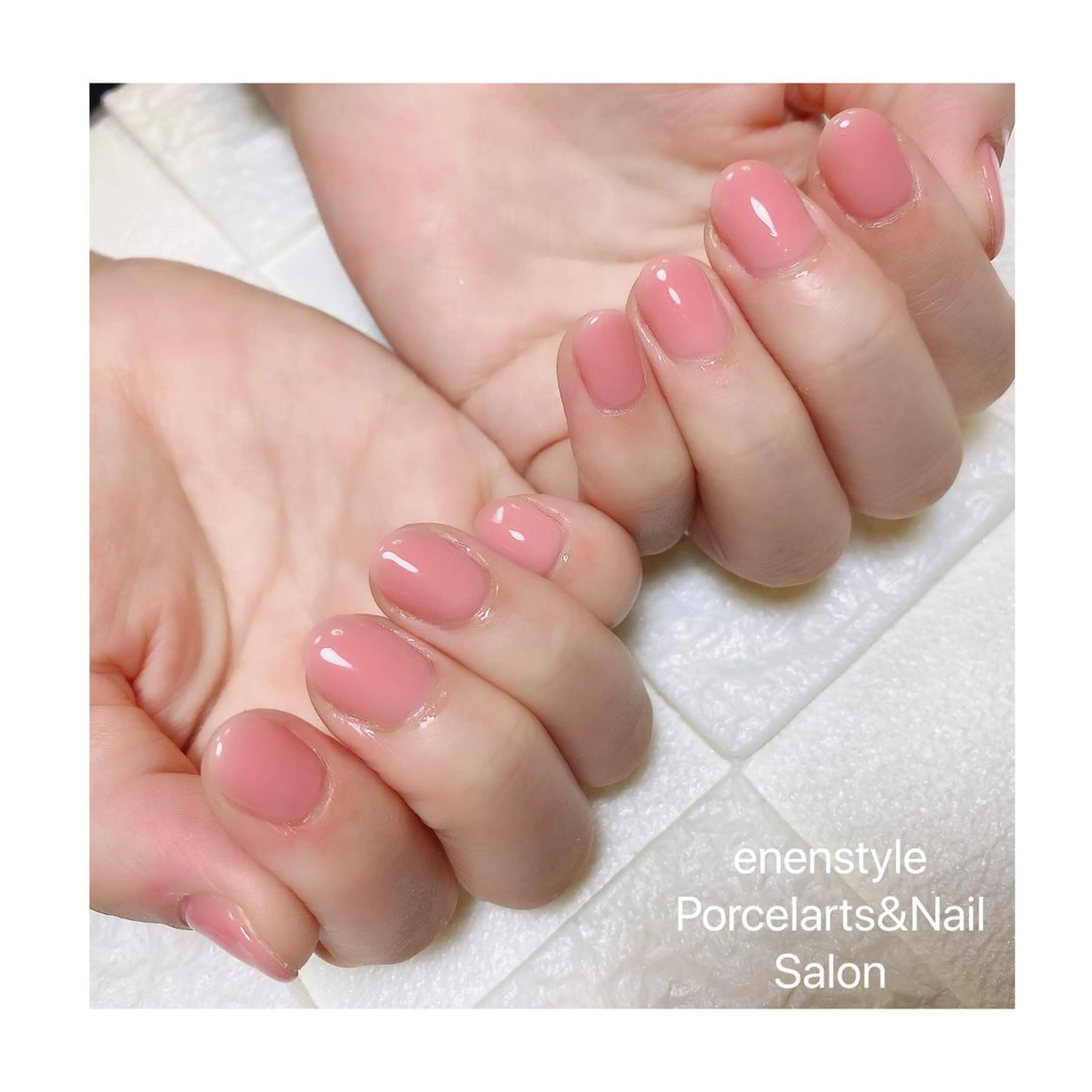 ショート ネイル 👑enen style👑のネイルデザイン