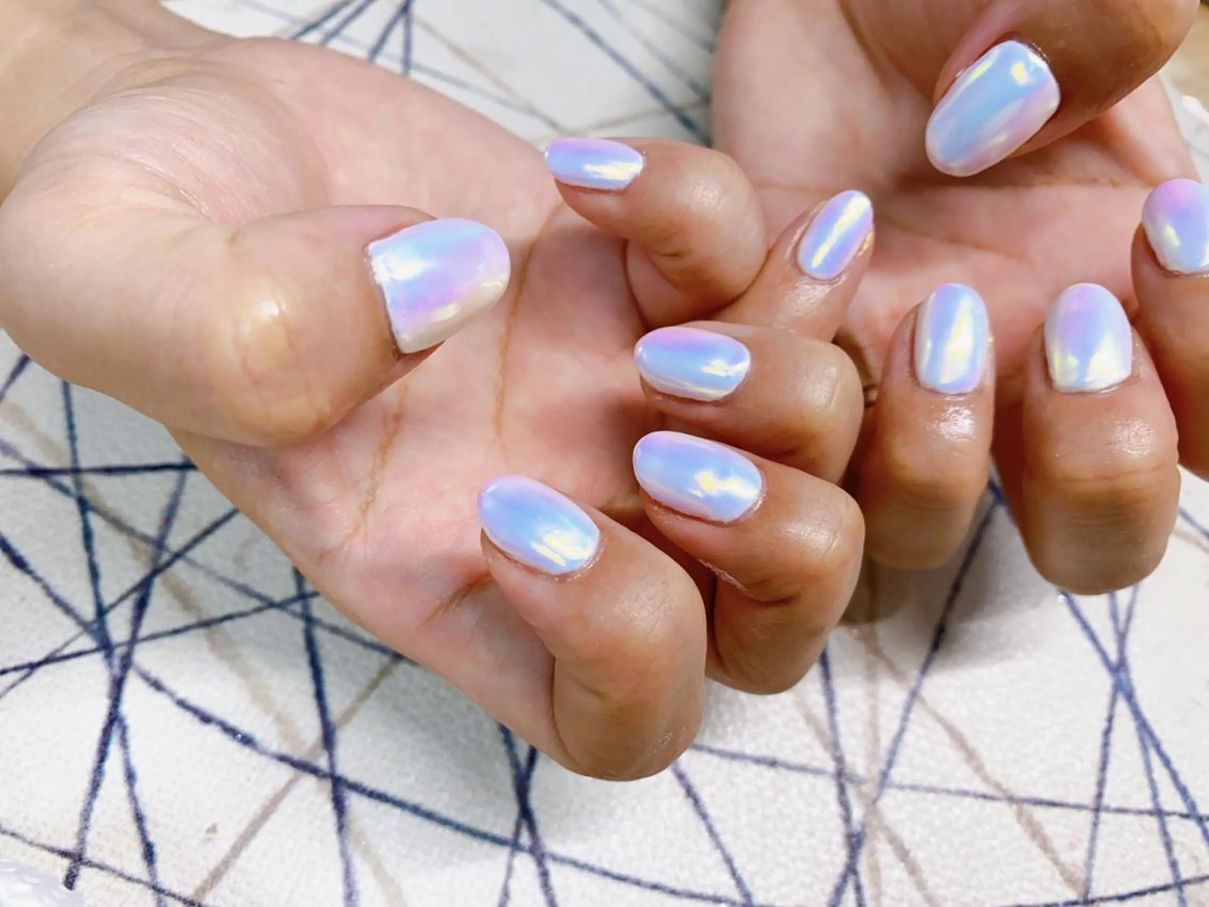 ネイル オーロラネイル フラワーネイル フットネイル フレンチネイル ジェルネイル mogunail &blowのネイルデザイン