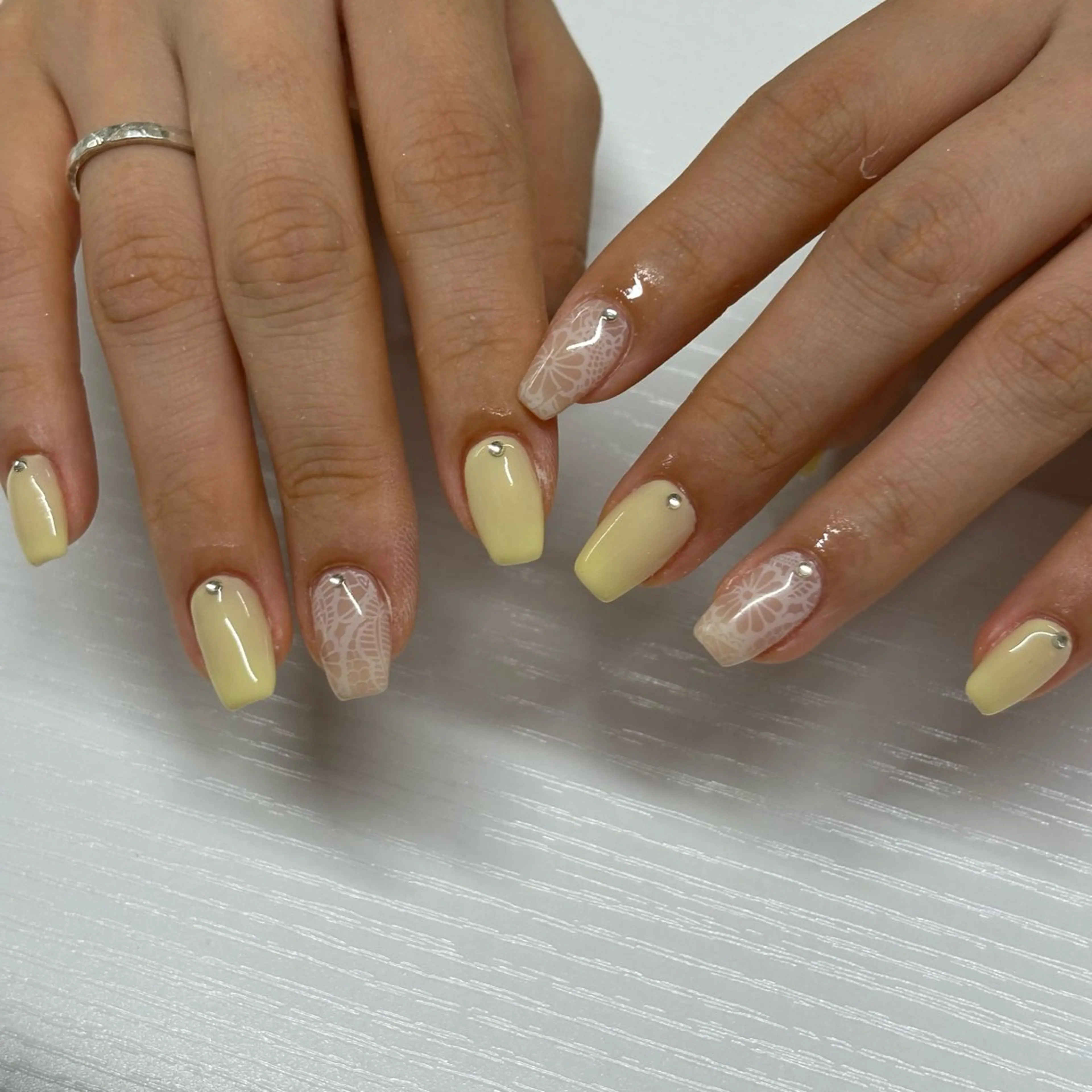 ネイル ハンドネイル SHION  のネイルデザイン