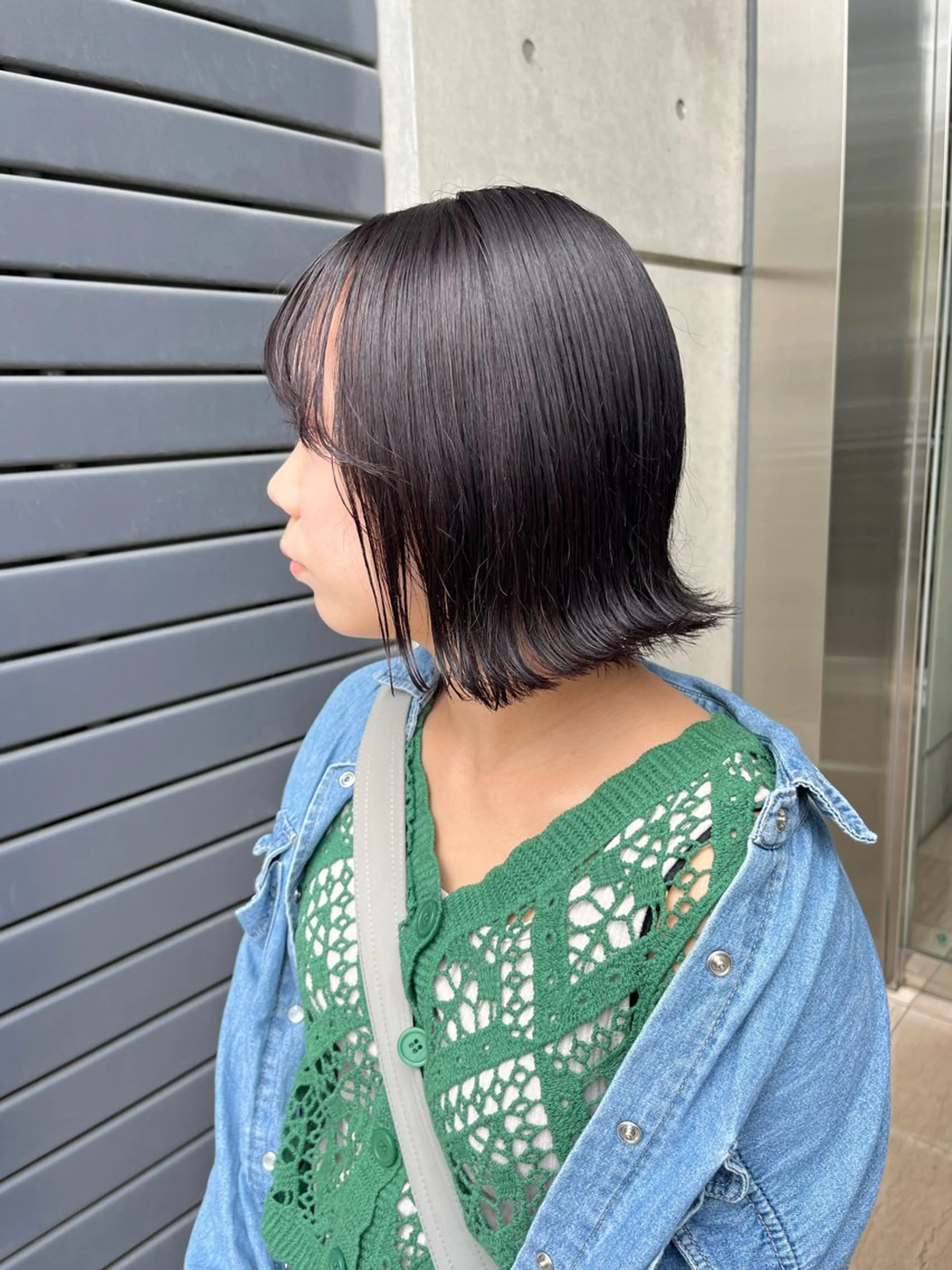 ミディアム 切りっぱなしボブ ボブ 透明感カラー人気 ナンバーワンMIYUのヘアスタイル