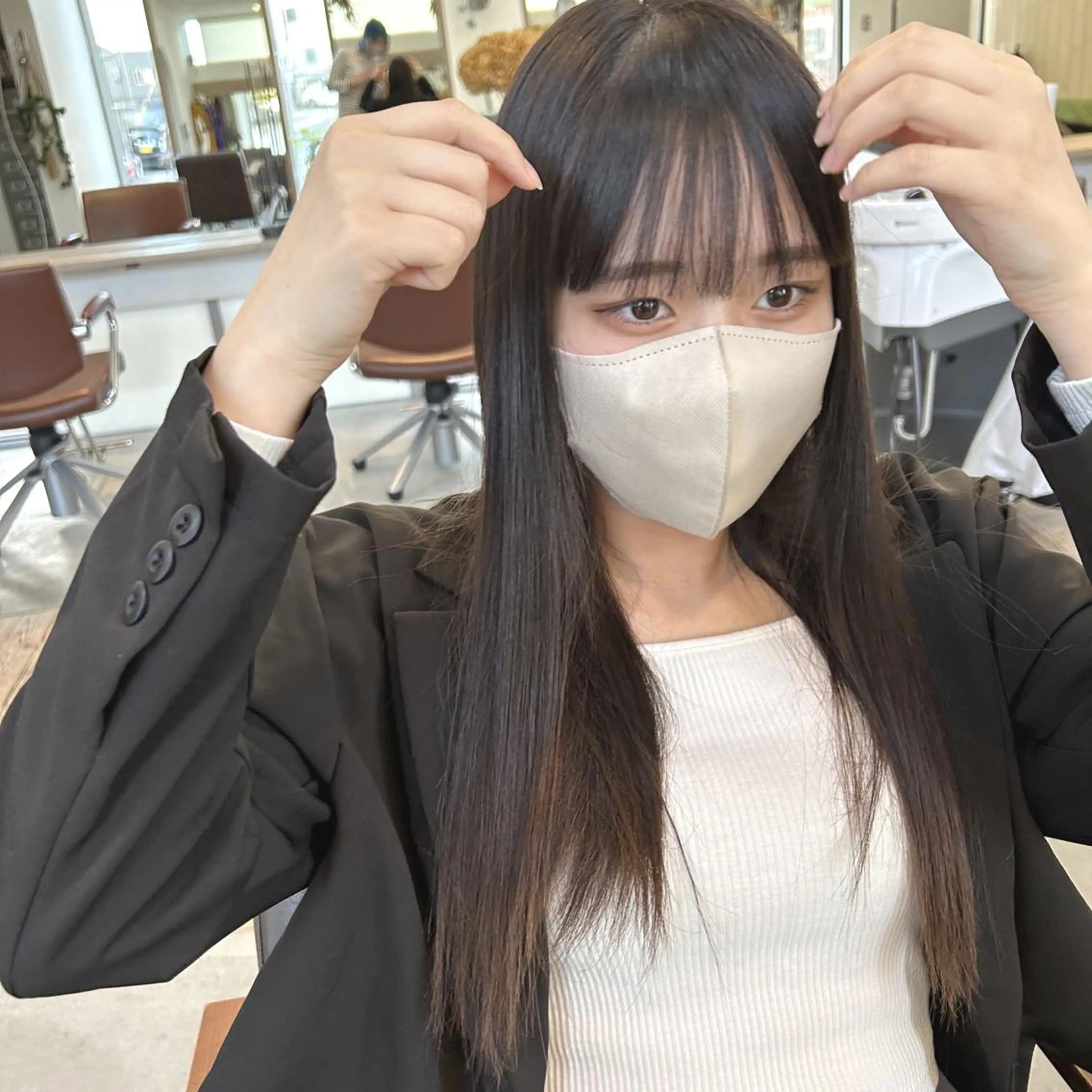 セミロング カット 縮毛矯正 kachina所属・綿貫 美雪のヘアスタイル