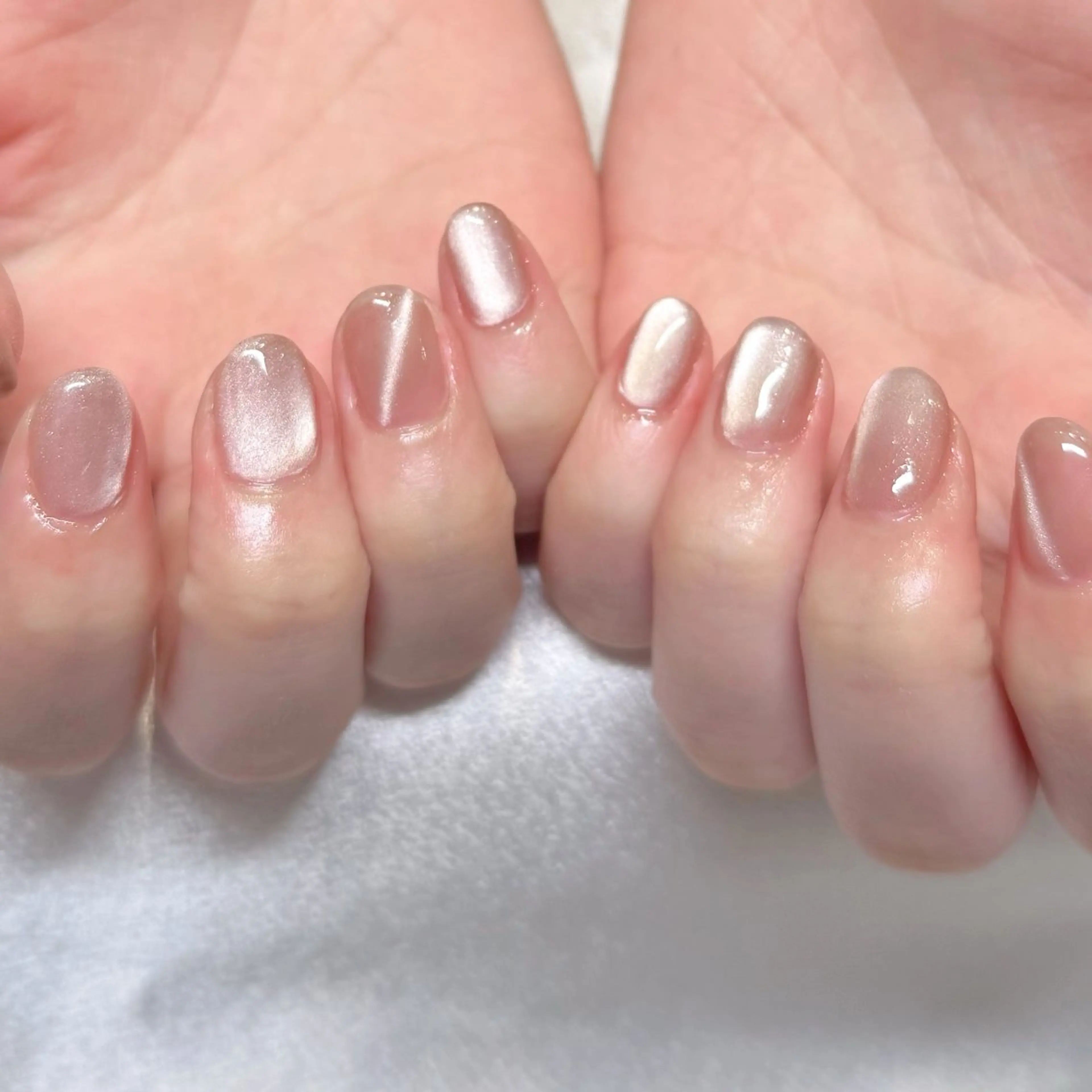 ネイル ハンドネイル mau🩵nail 堺筋本町｜心斎橋のネイルデザイン