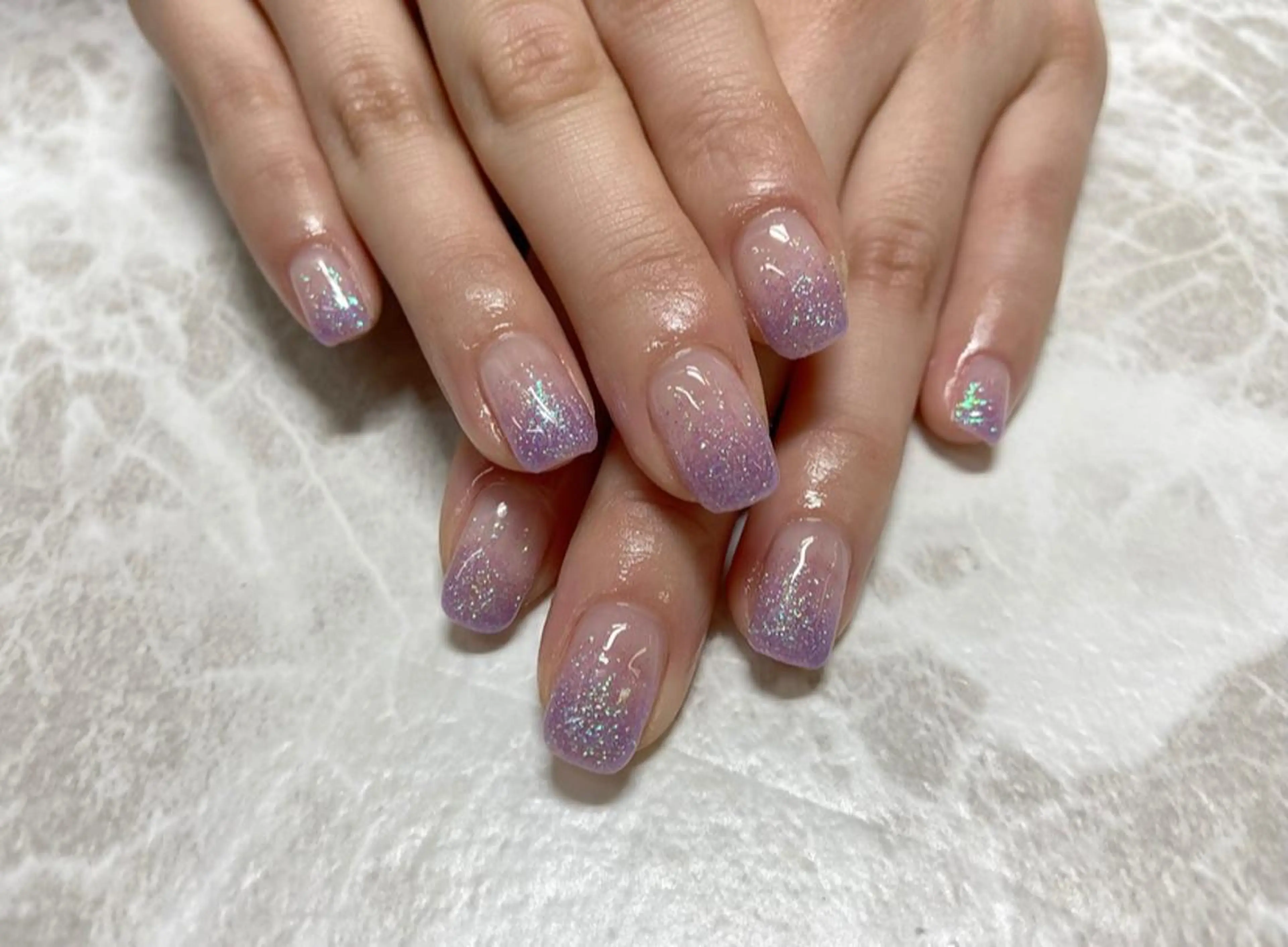 ネイル ラメ(グリッター) パープル 春ネイル 🧸熊谷 かほ🧸のネイルデザイン