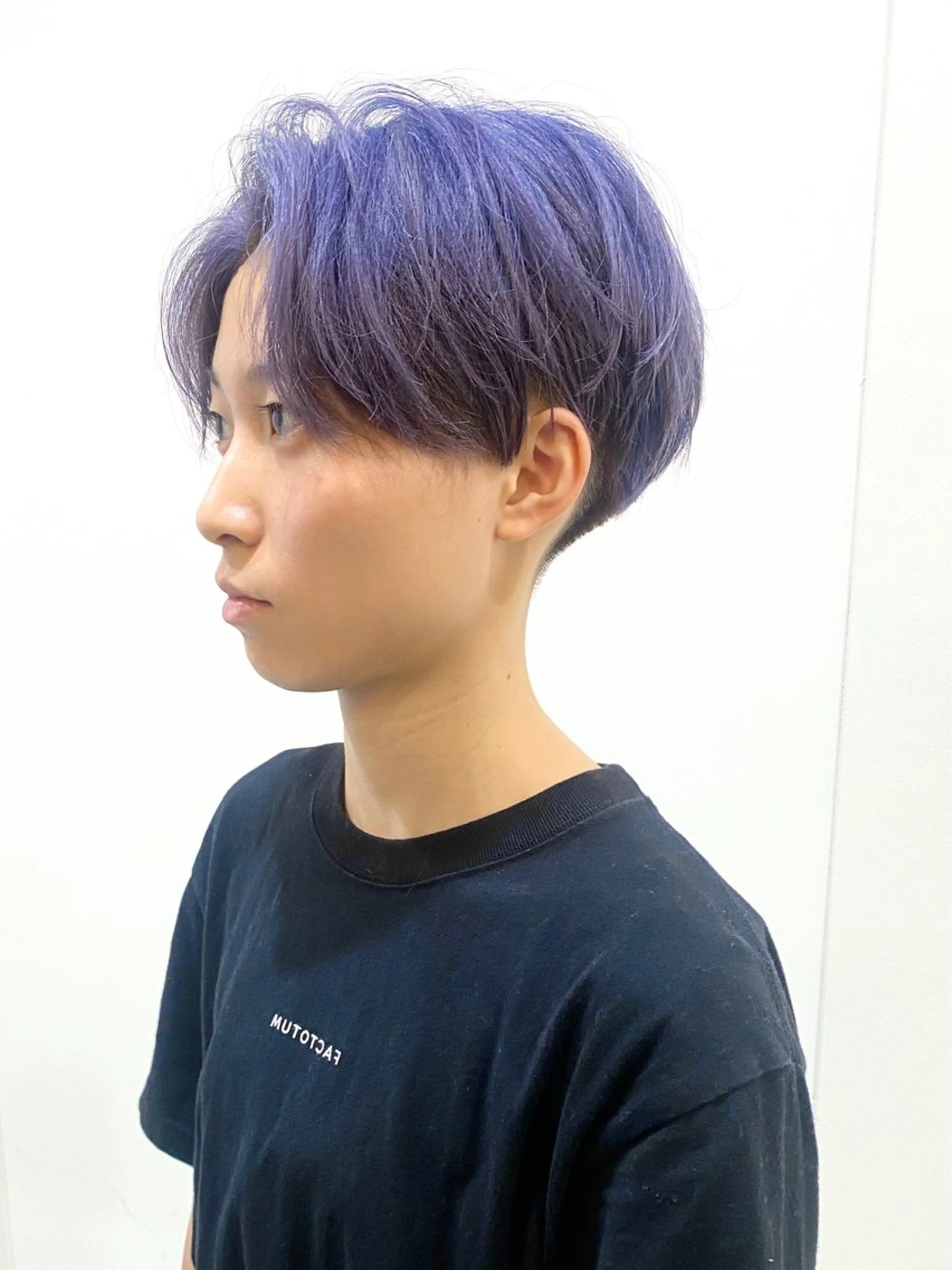 カラー メンズ メンズハイトーン 刈り上げ ハイトーンカラー ラベンダーカラー ボブ/髪質改善/ レイヤー/池澤慎人のヘアスタイル