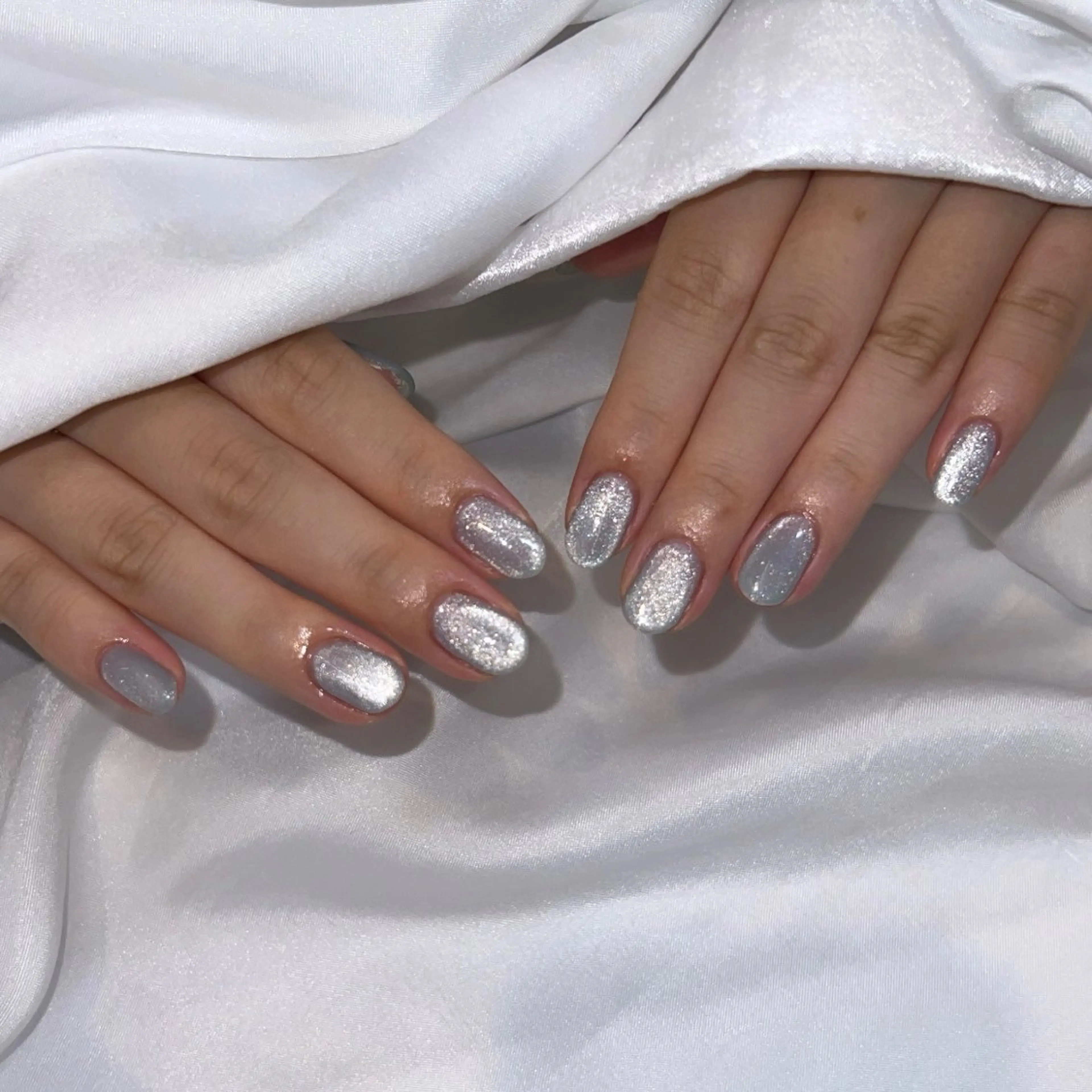 ネイル ブルー マグネットネイル シルバー ハンドネイル E 大和八木/ airiのネイルデザイン