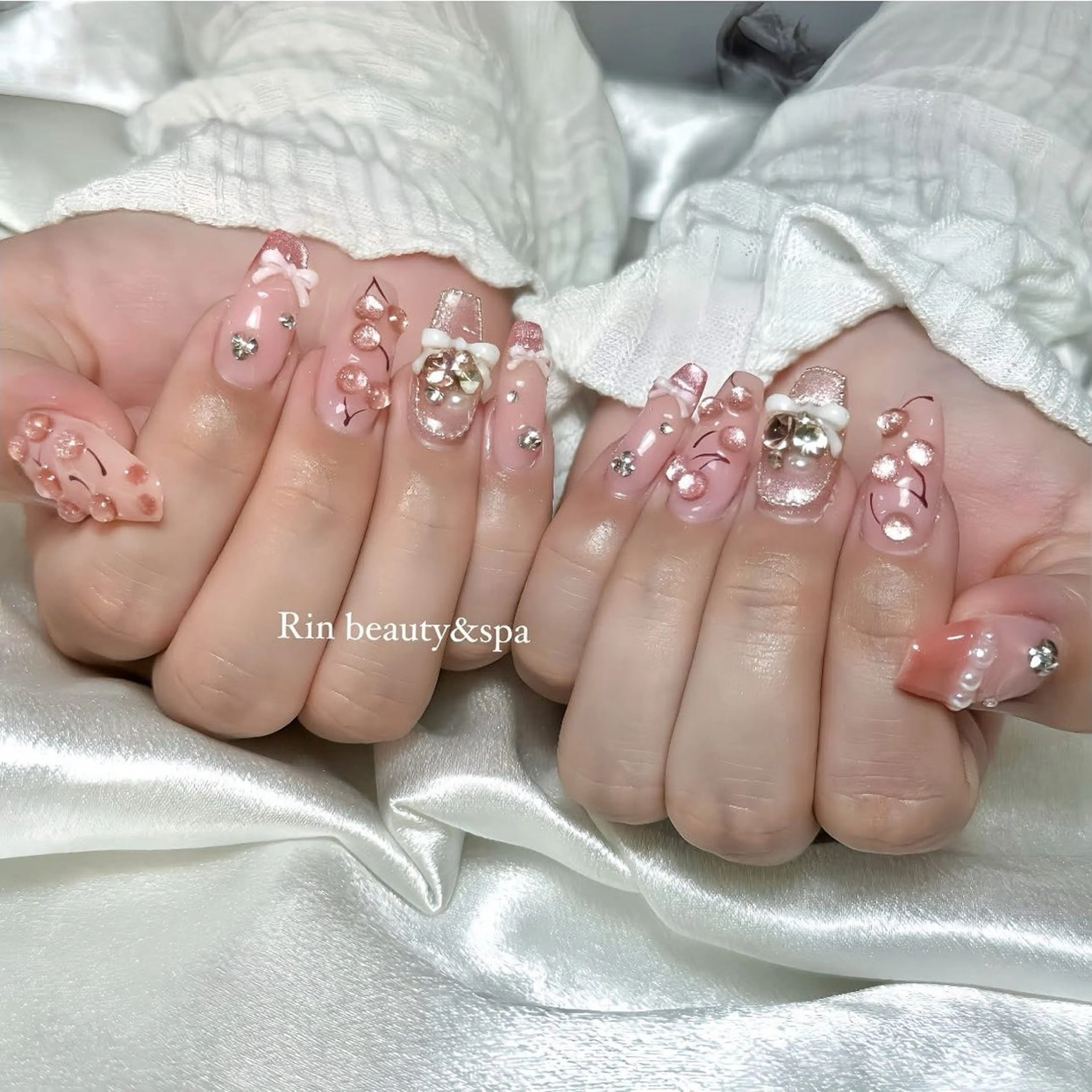 ネイル アートネイル フレンチネイル ジェルネイル 韓国ネイル ミラーネイル ハンドネイル Rin Nail 新大久保店のネイルデザイン