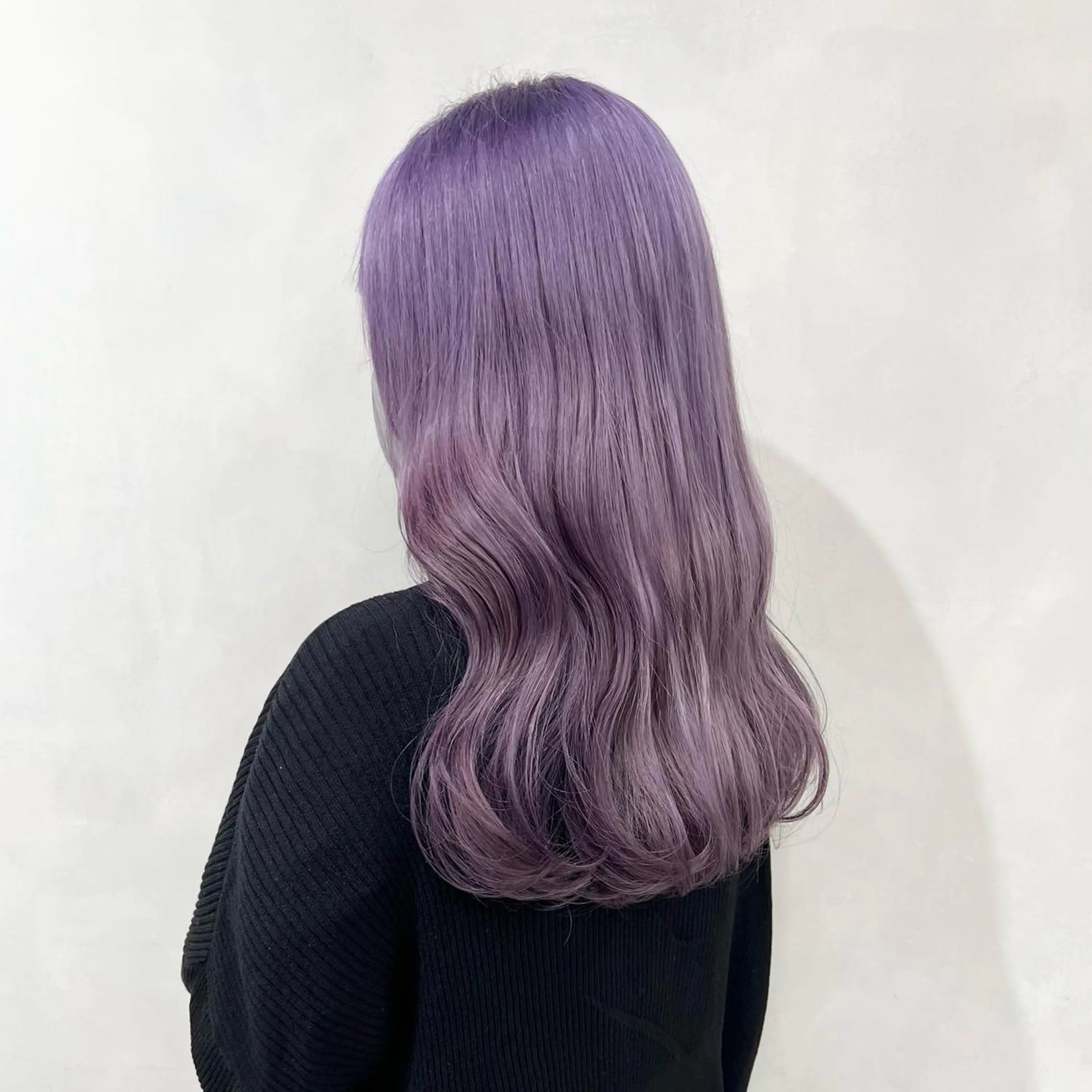 セミロング カラー ヘアカラー 🩵ブリーチカラー 🐈MIORI🩵のヘアスタイル