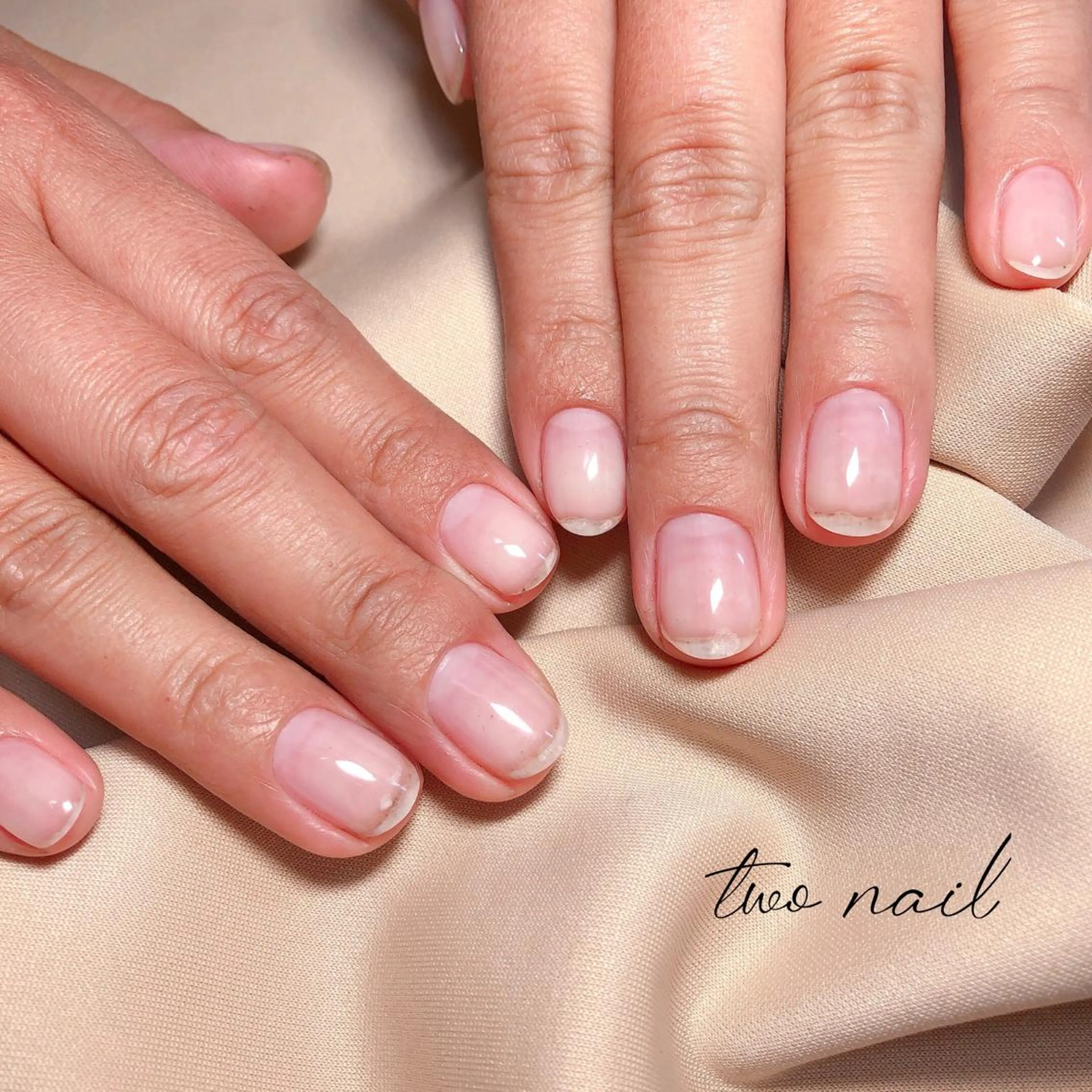 ネイル アートネイル フットネイル ハート ニュアンスネイル ホワイト ハンドネイル two nailのネイルデザイン