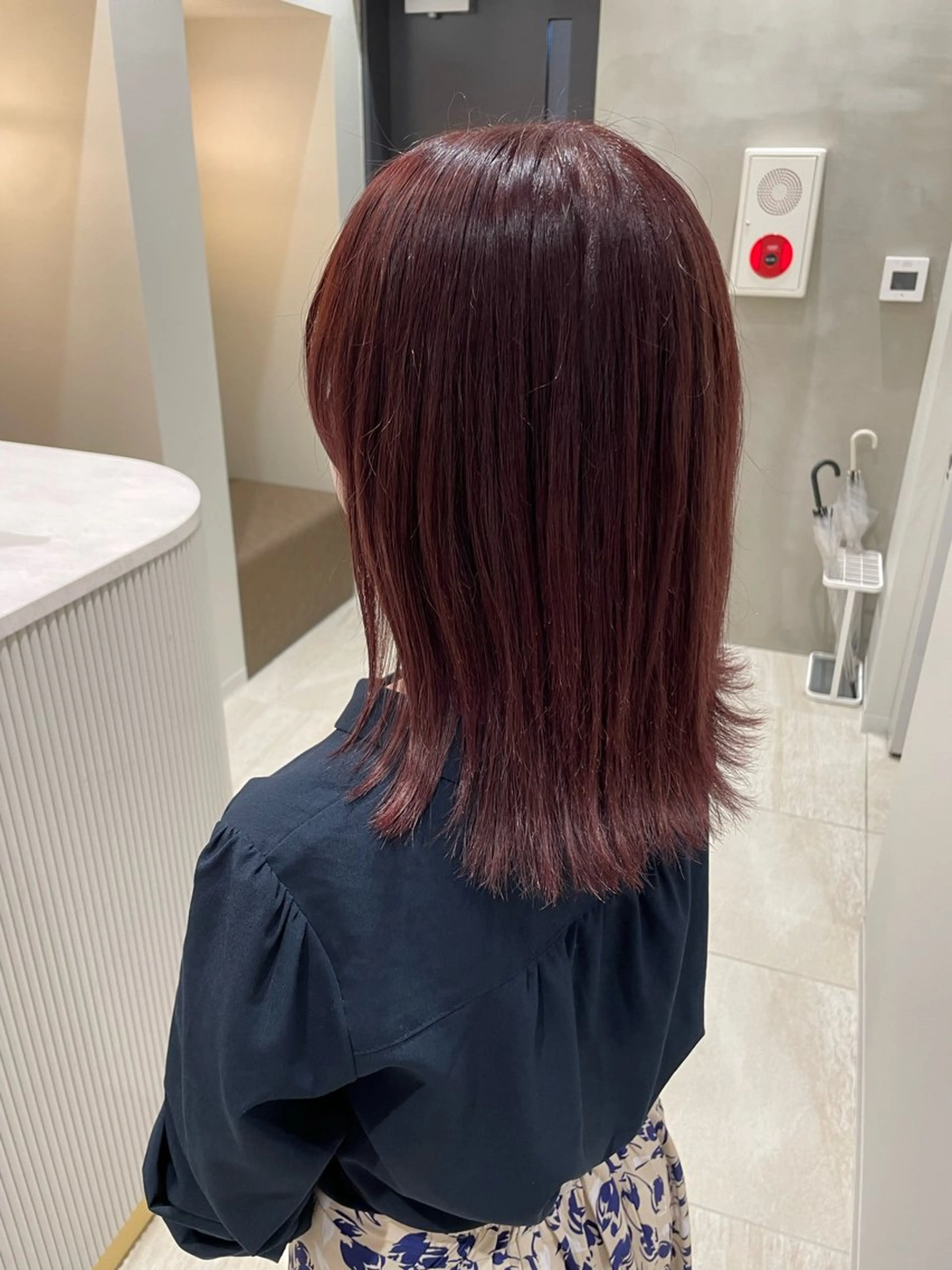 ミディアム カラー アクアカラー ブリーチ ブリーチなしカラー ピンクカラー バイオレットカラー ヘアカラー トリートメント 女性リピ90%🍨 🩷佐藤みずきのヘアスタイル