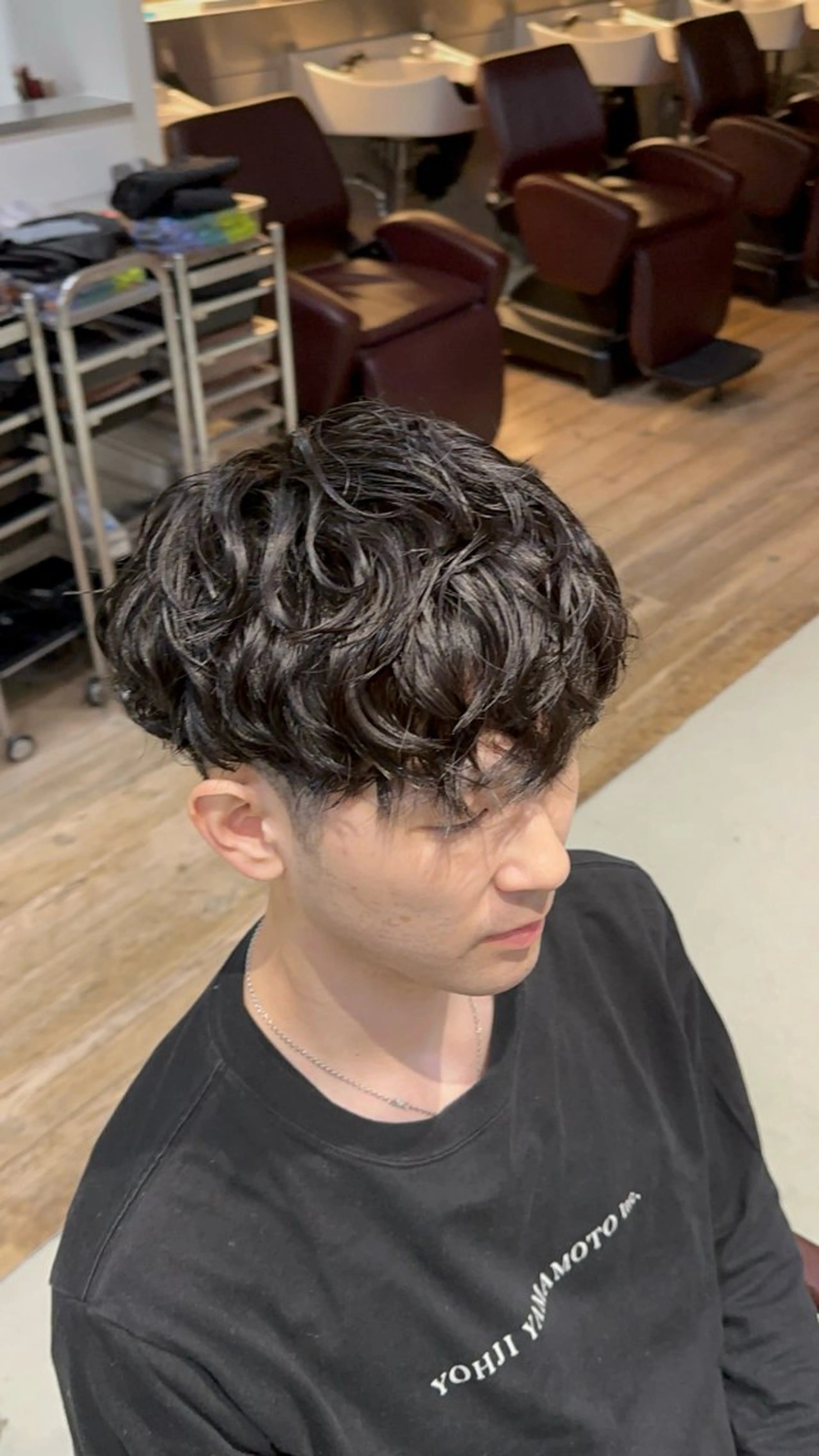 パーマ メンズ マッシュ メンズパーマ スパイラルパーマ カット パーマ fifth原宿 宮部蓮のヘアスタイル