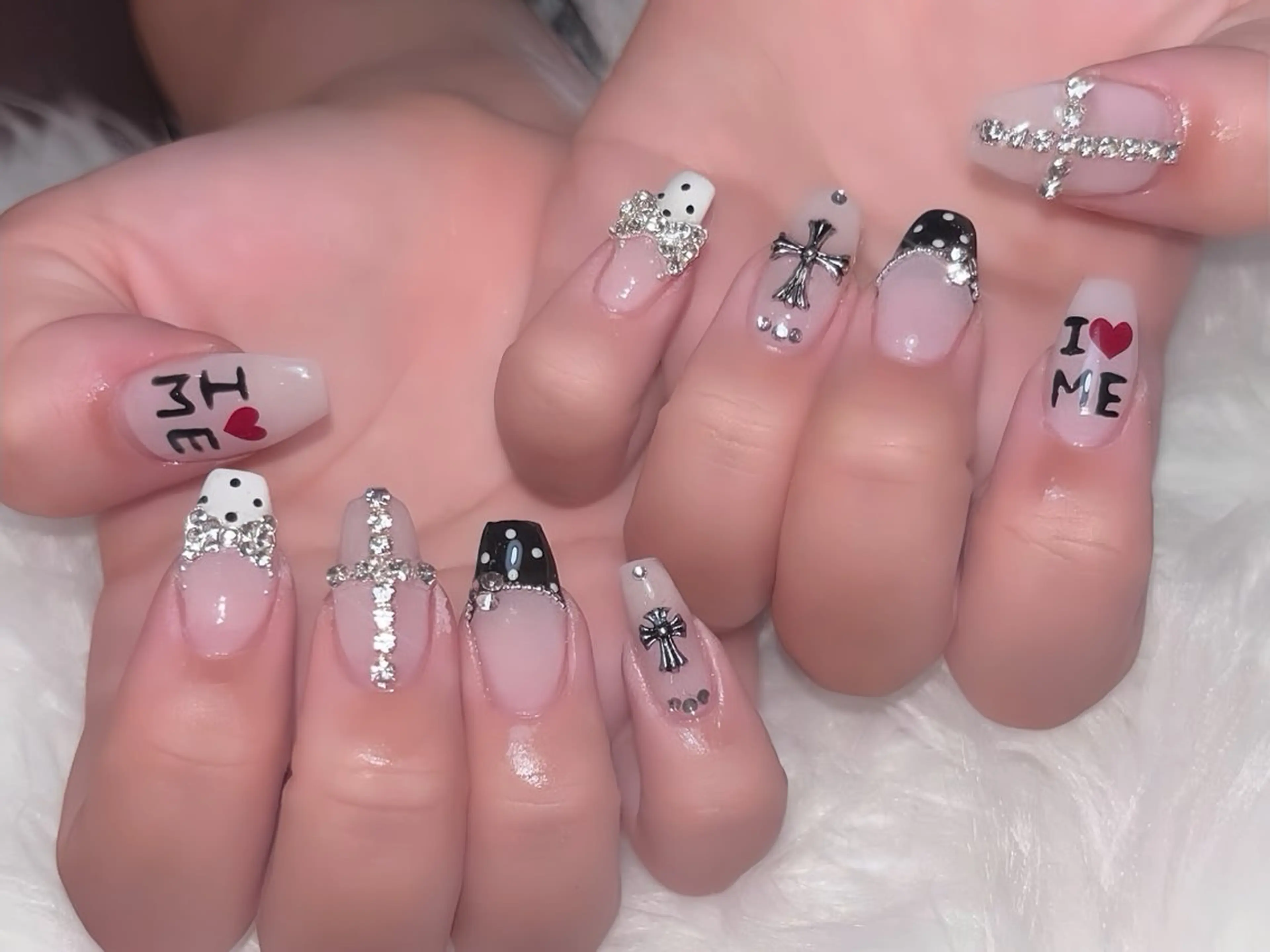 ネイル アートネイル フレンチネイル ジェルネイル 韓国ネイル ミラーネイル Rin Nail 新大久保店のネイルデザイン
