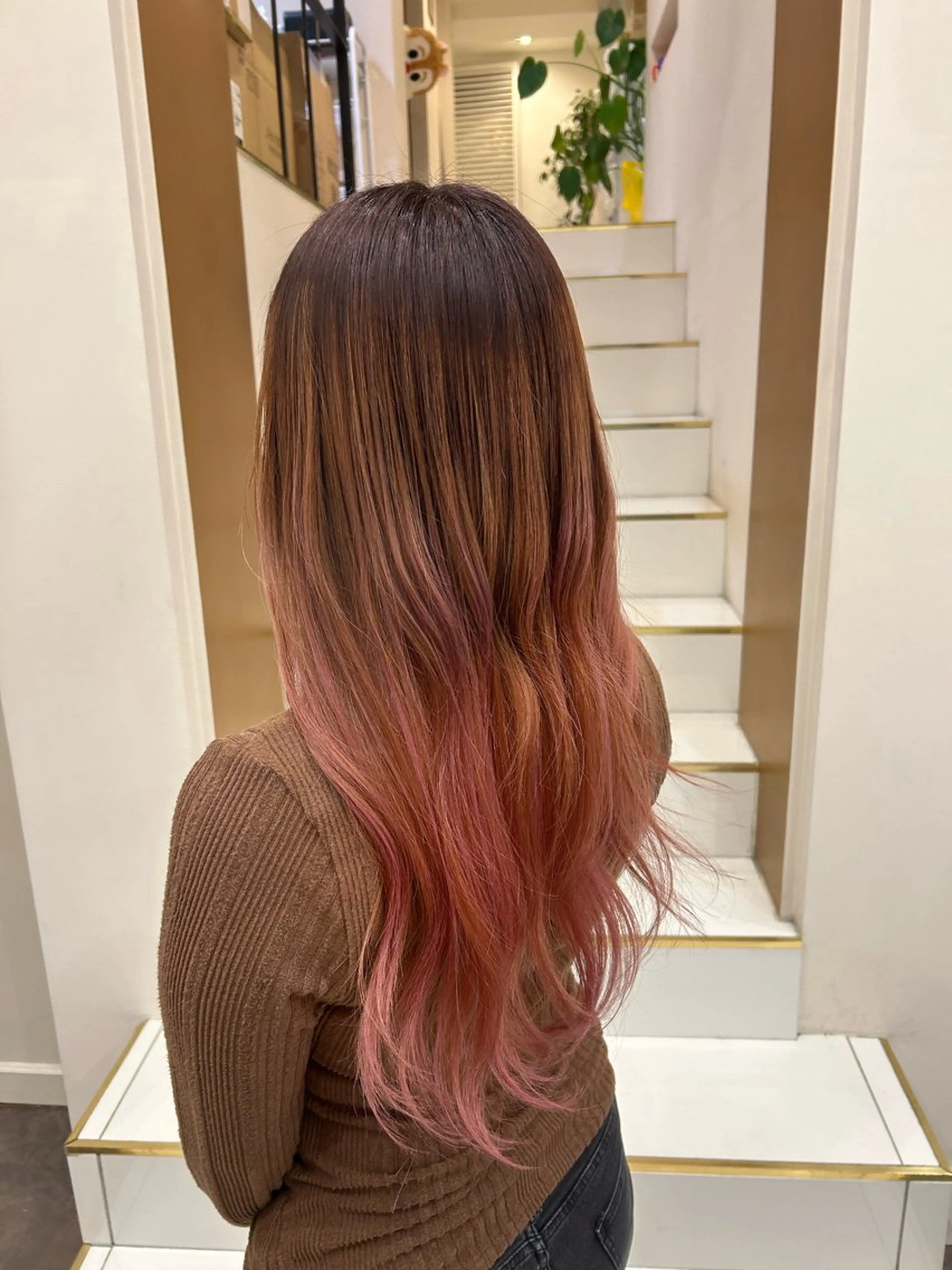 ロング カラー ブリーチ ハイライトカラー ピンクカラー ハイライト ♡ REISAのヘアスタイル