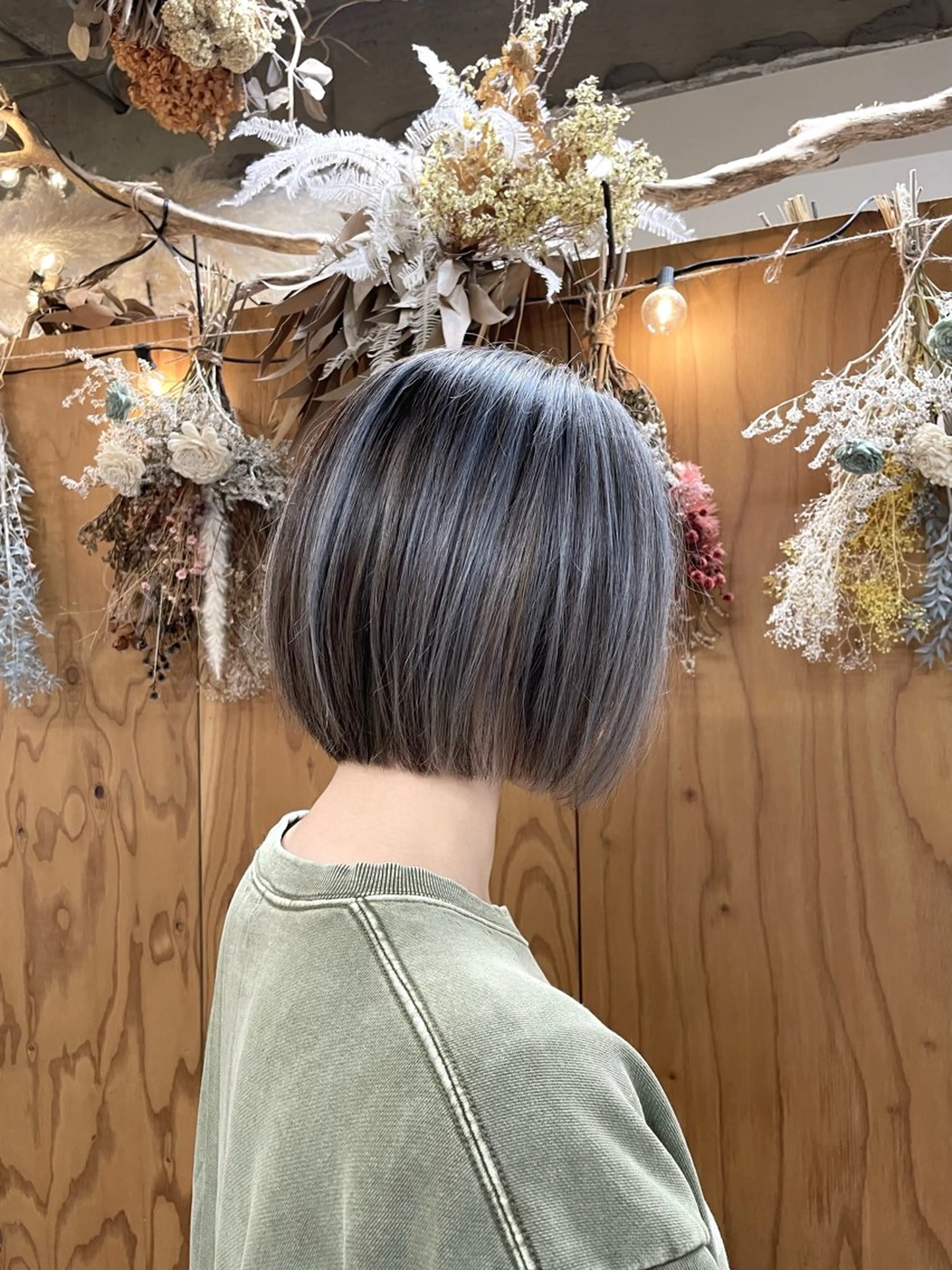 ショート カラー ︎🤎デザインカラー kayanoのヘアスタイル