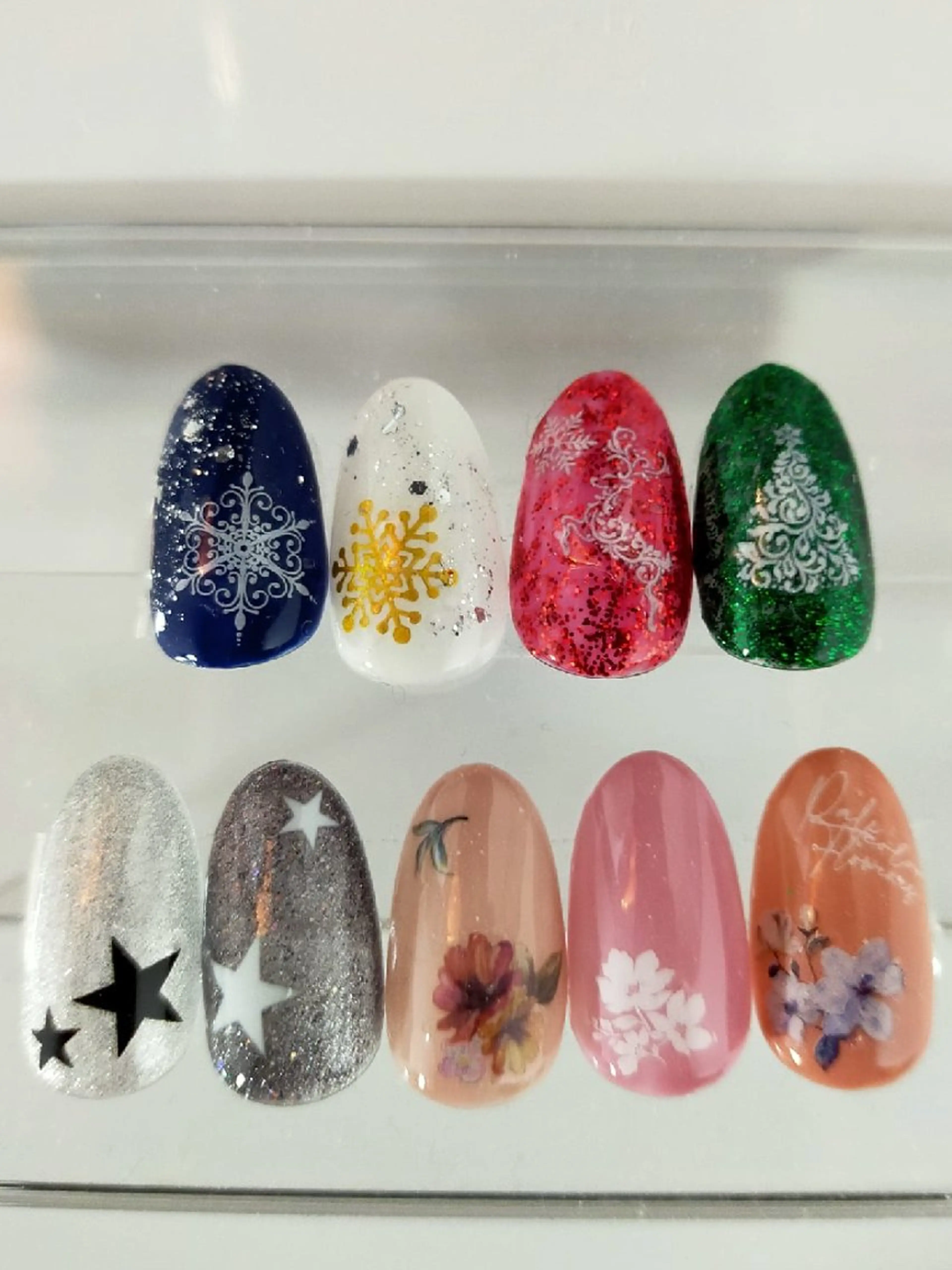 ネイル JULIE NAILのネイルデザイン