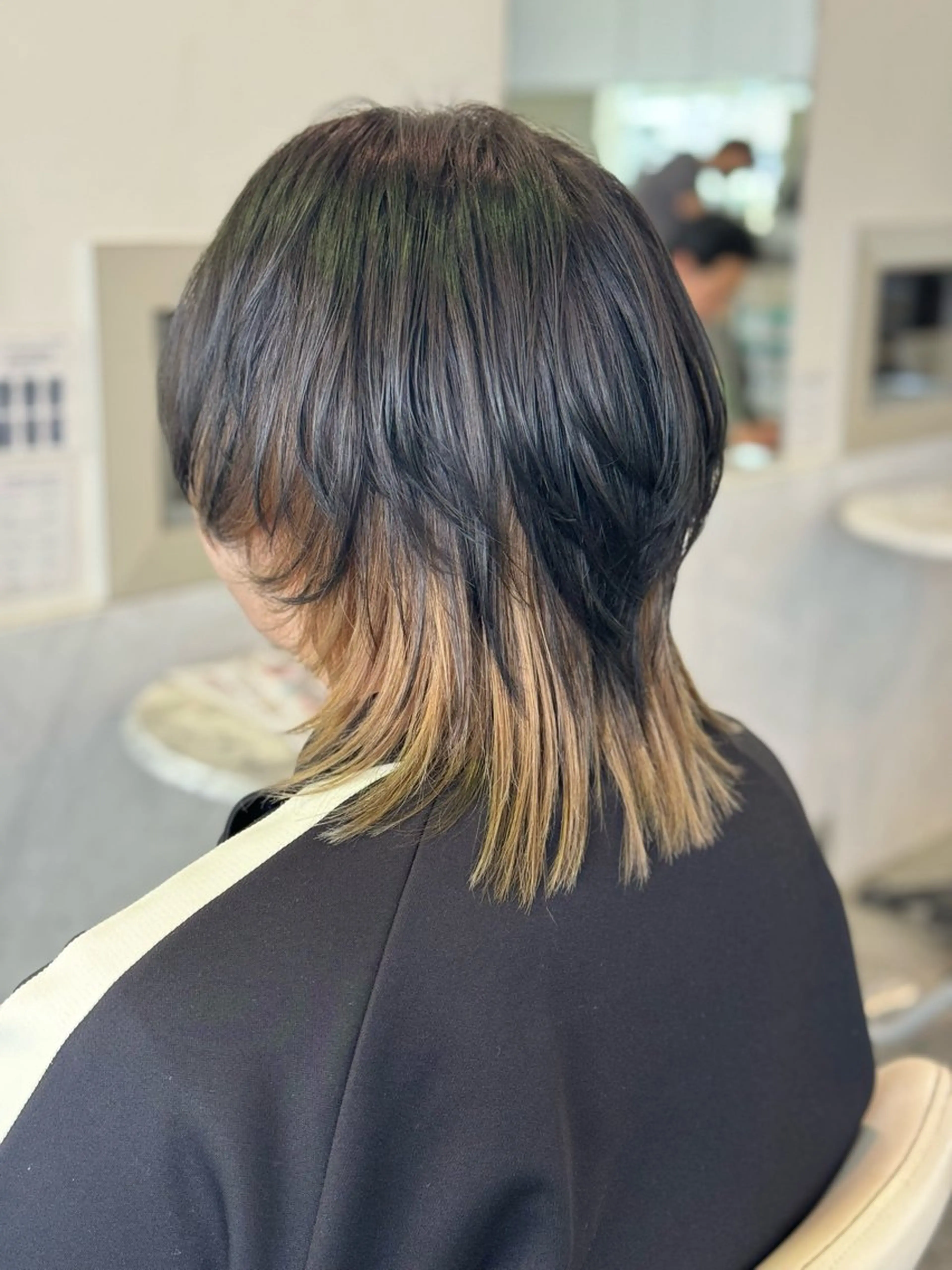 ミディアム カラー ウルフカット 🫧ヒシダアキ taboo.i🫧のヘアスタイル