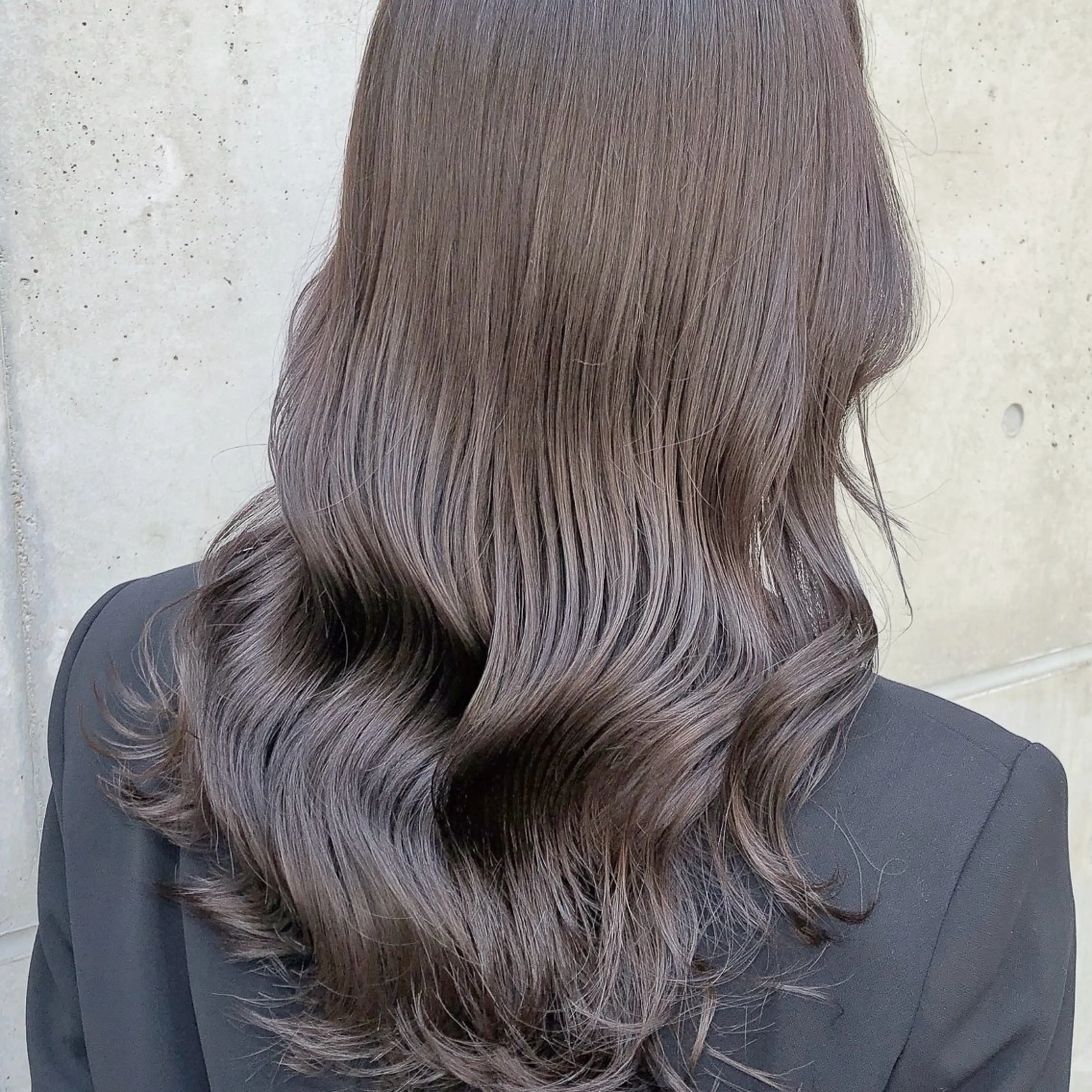 ロング カラー カット ヘアカラー トリートメント ブリーチなし 暖色カラー/井上あいのヘアスタイル