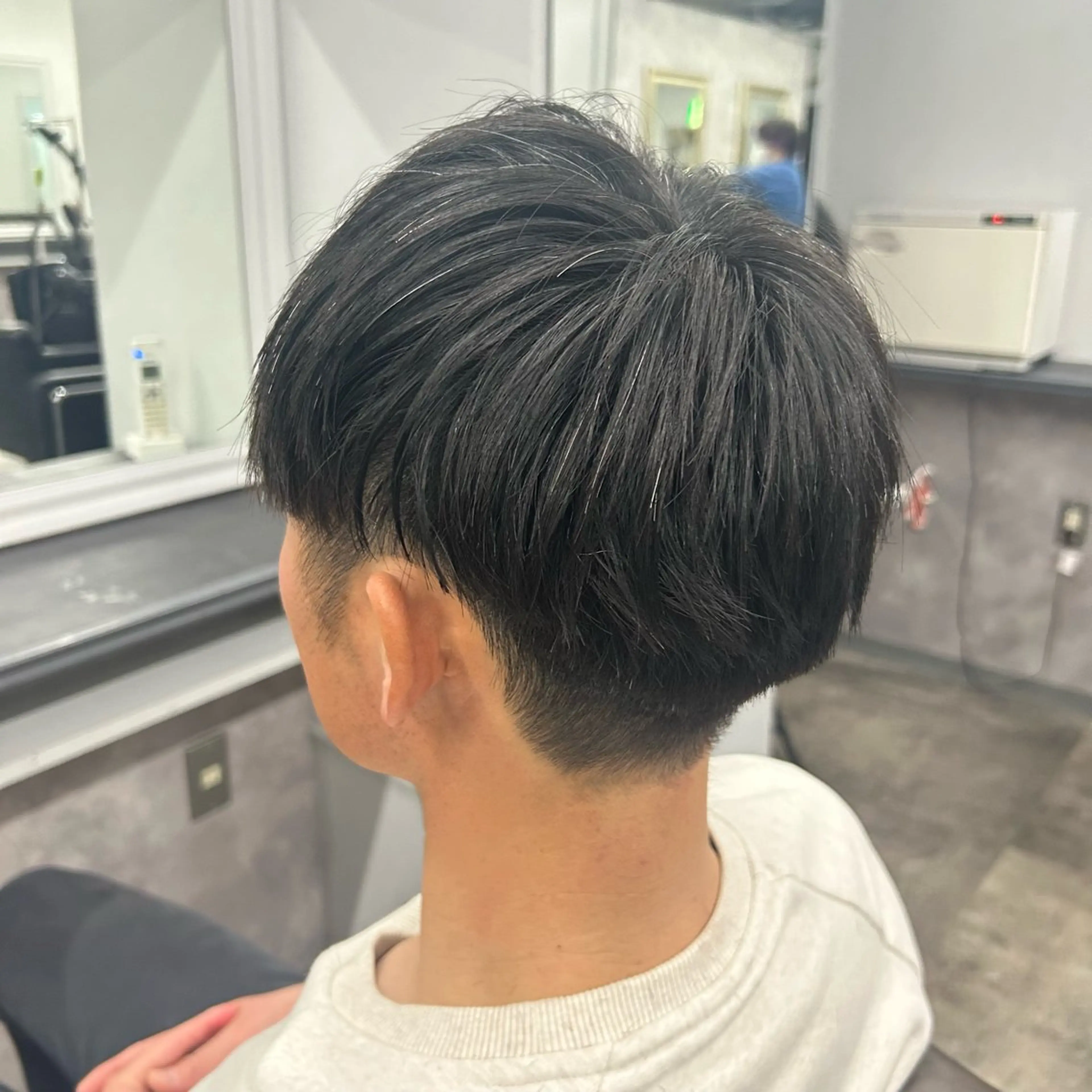 メンズ マッシュ 刈り上げ 大塚 美緒のヘアスタイル