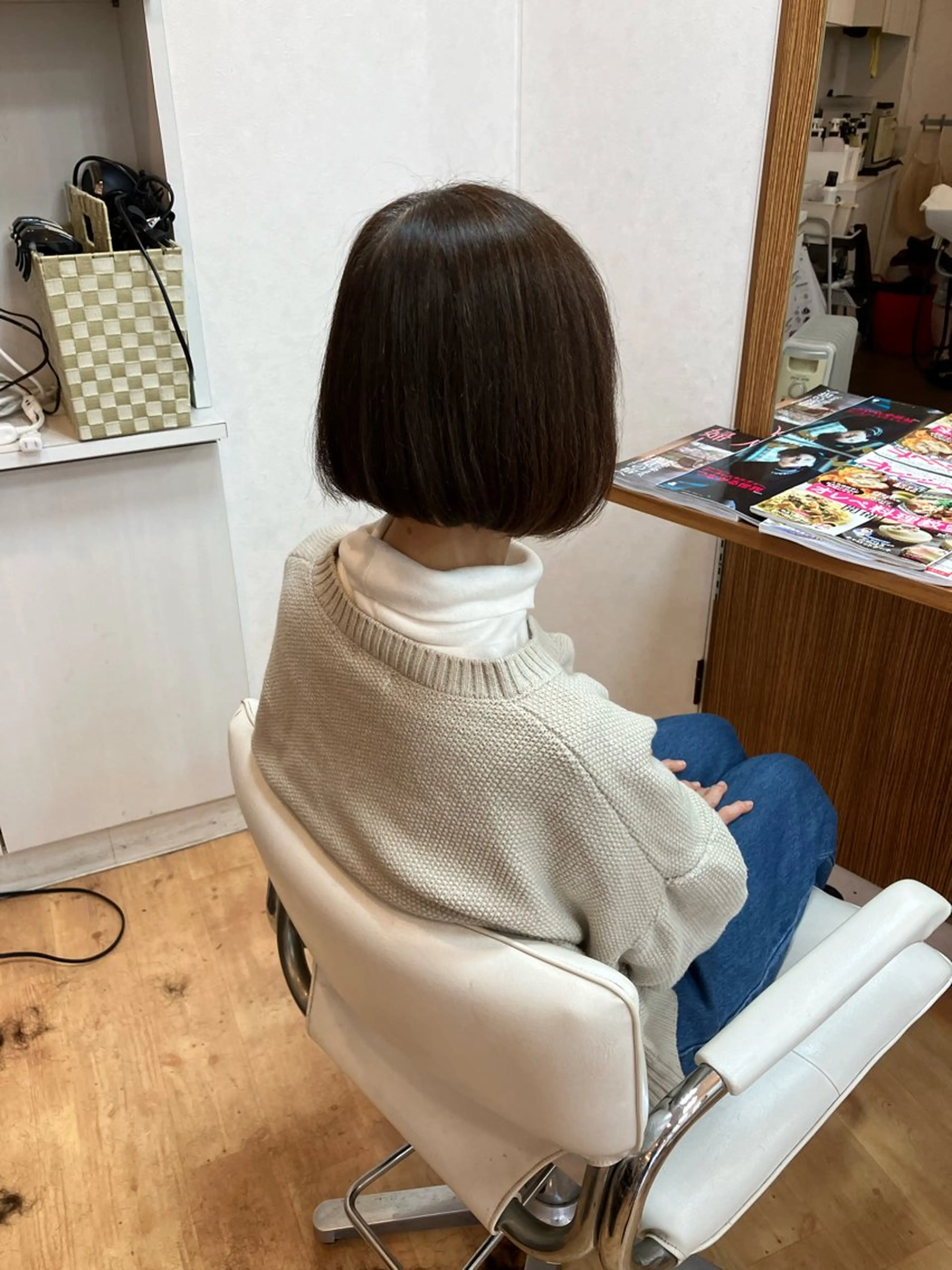 ショート カット 湯浅　貴子 ナチュラルストレートのヘアスタイル