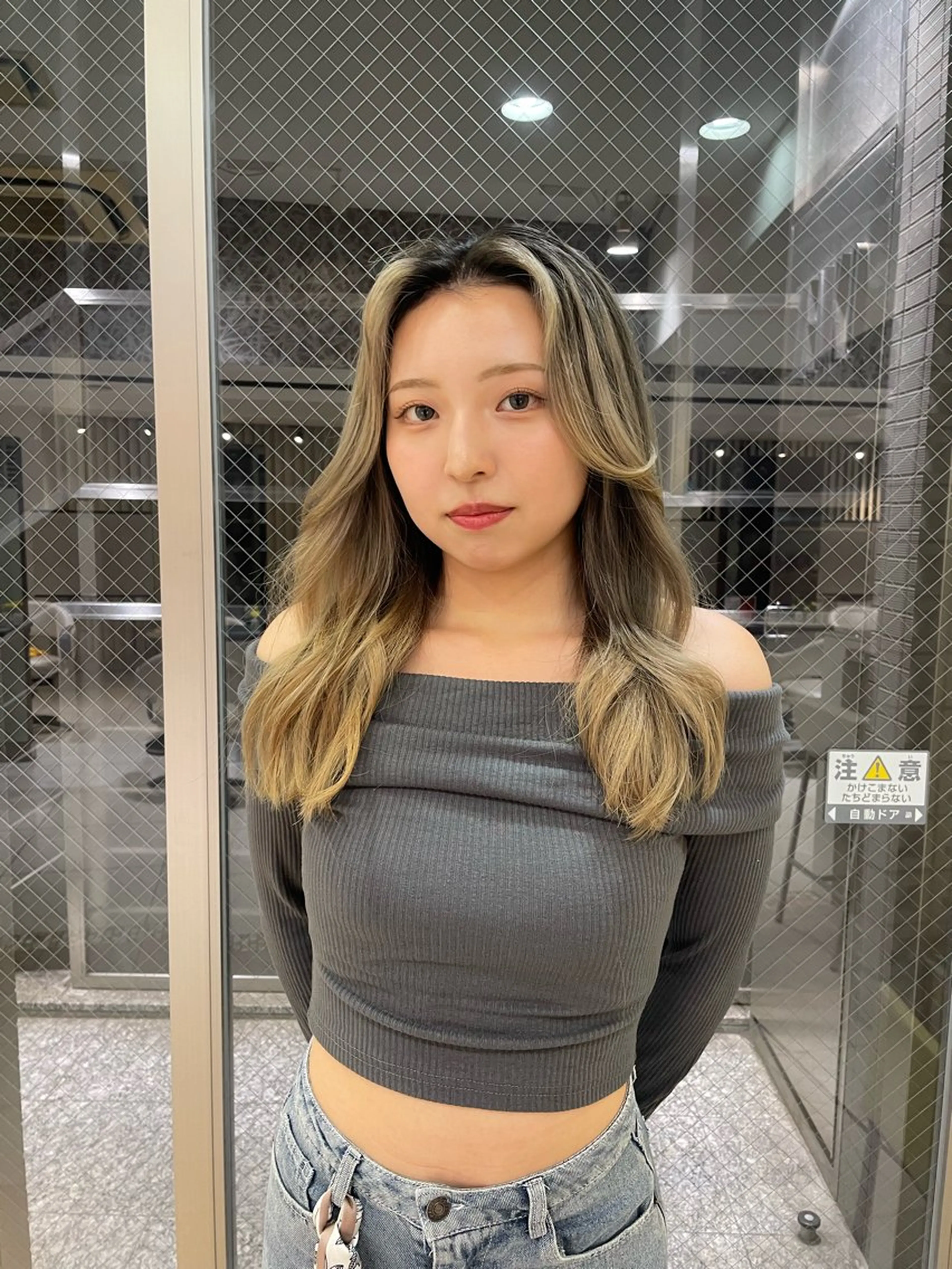 ロング まるやま ひなこ/艶髪カラーのヘアスタイル