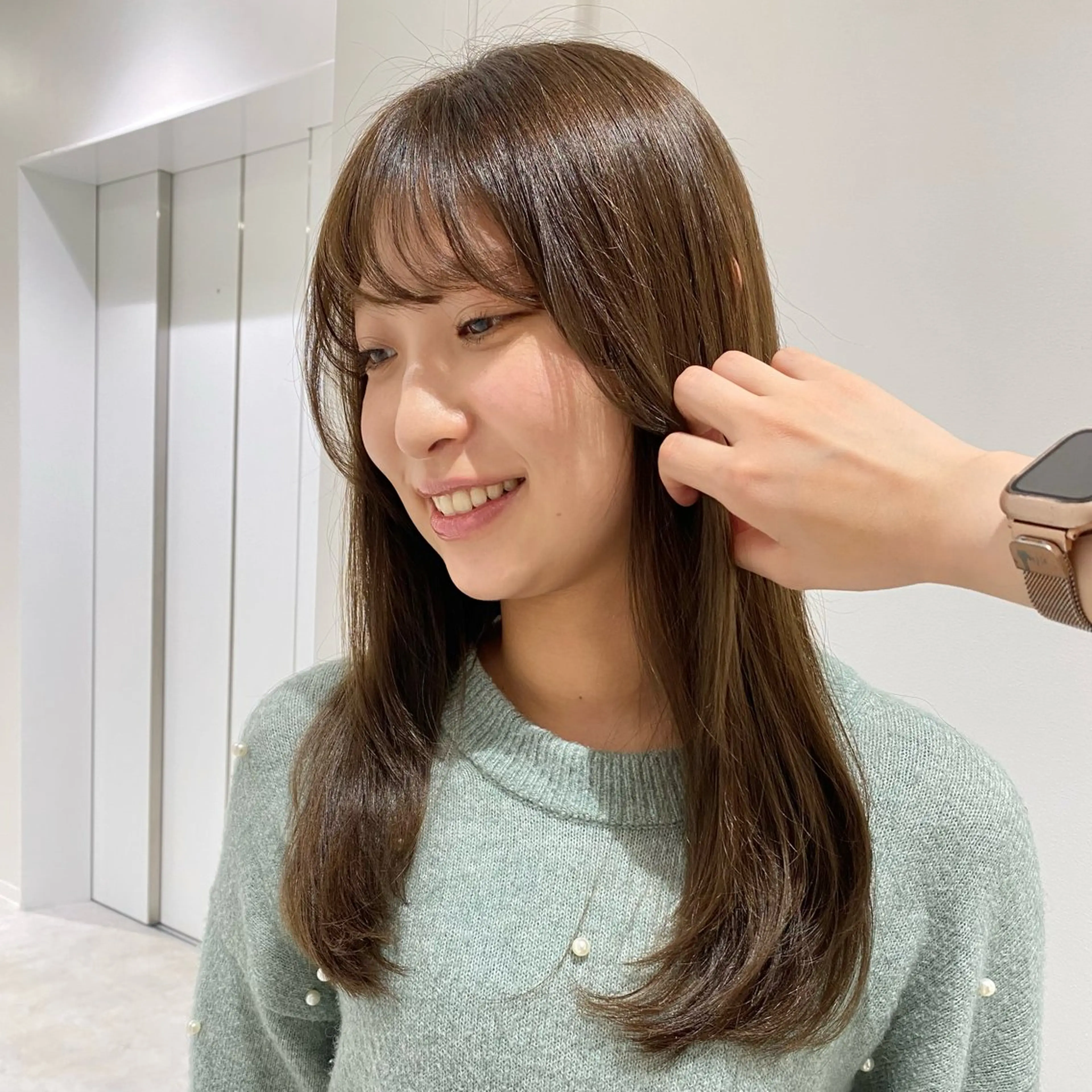 セミロング カラー セミロングパーマ ベージュカラー ブリーチ ダブルカラー グレージュ カット ヘアカラー ベージュ/アレンジ /横浜/杉本千夏のヘアスタイル