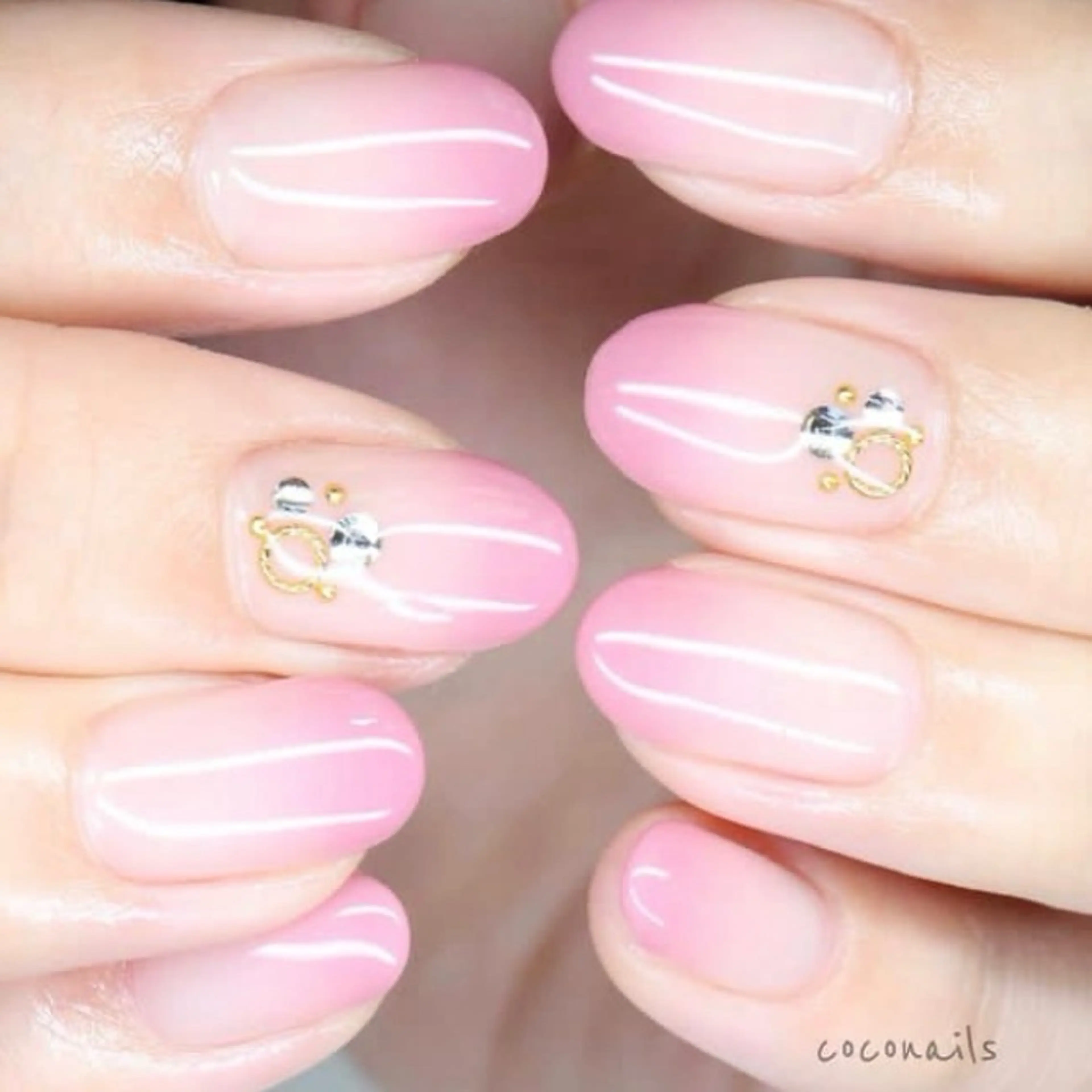 ネイル ストーンネイル 河内長野/三日市町駅 ネイリスト　りかのネイルデザイン