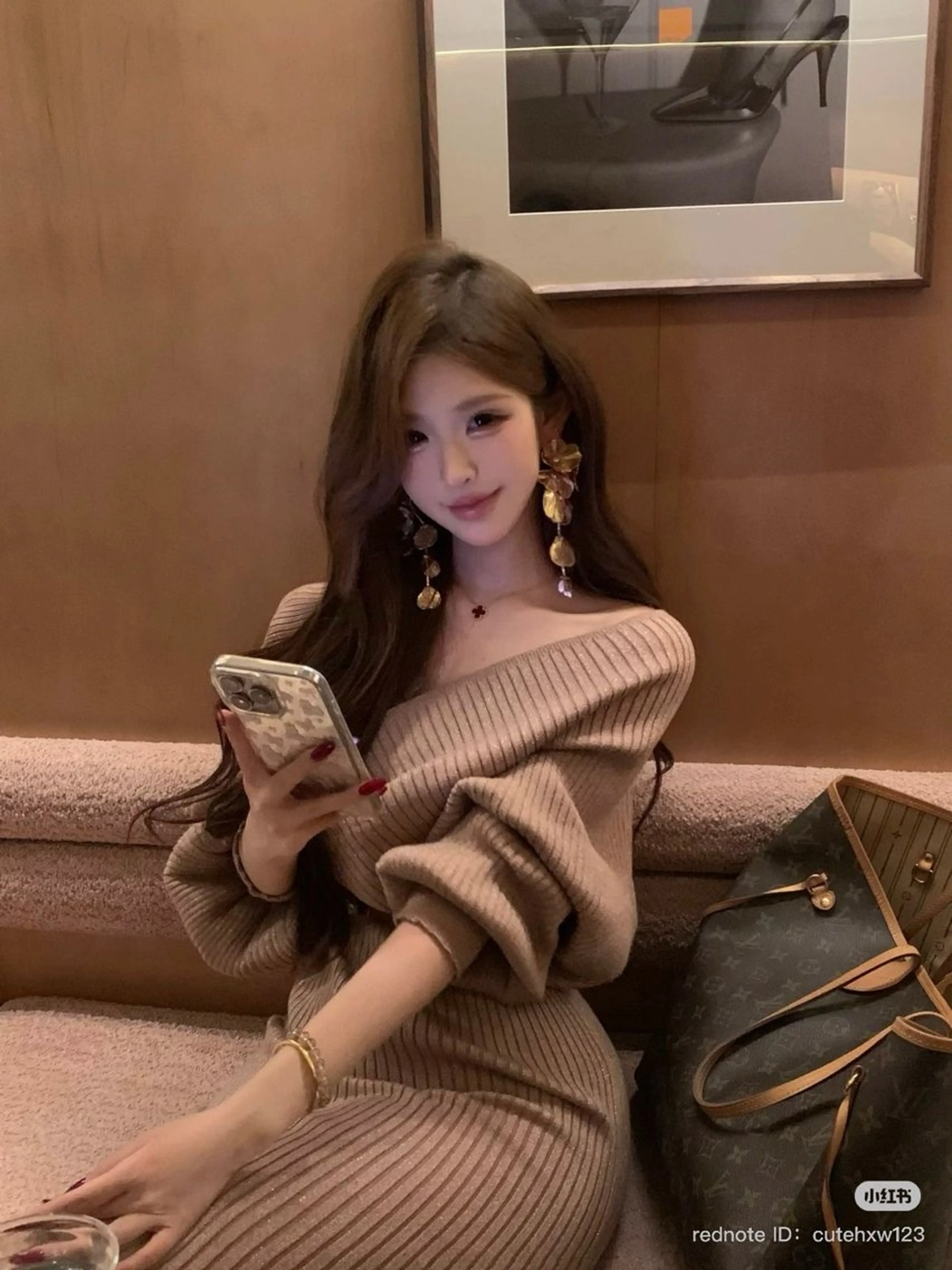 ロング カラー ベージュカラー ブリーチ ダブルカラー ブリーチなしカラー 小顔カット カット ヘアカラー トリートメント 原宿/ワンホンヘア SAAYA🖤のヘアスタイル