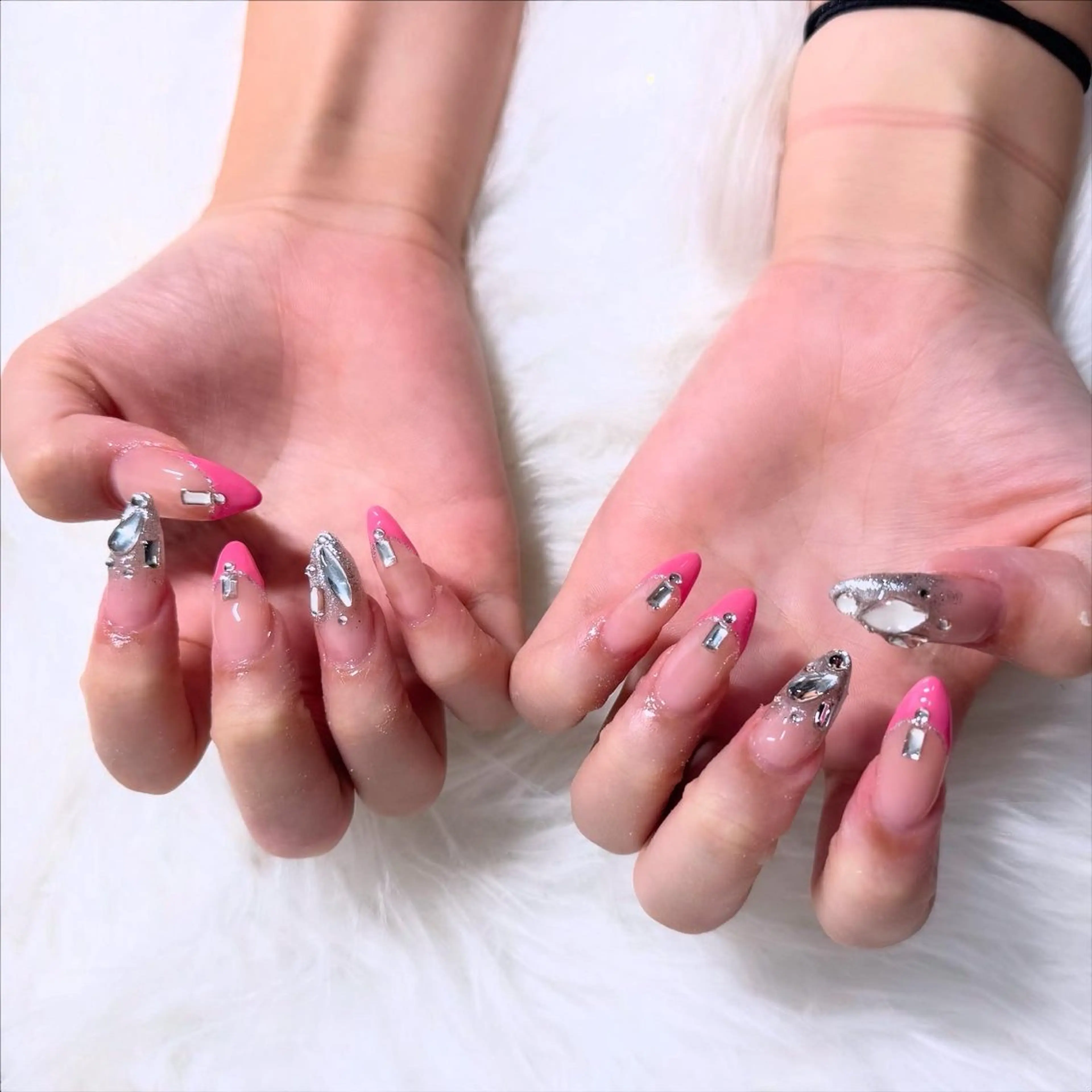 ロング ハンドネイル mao .のネイルデザイン