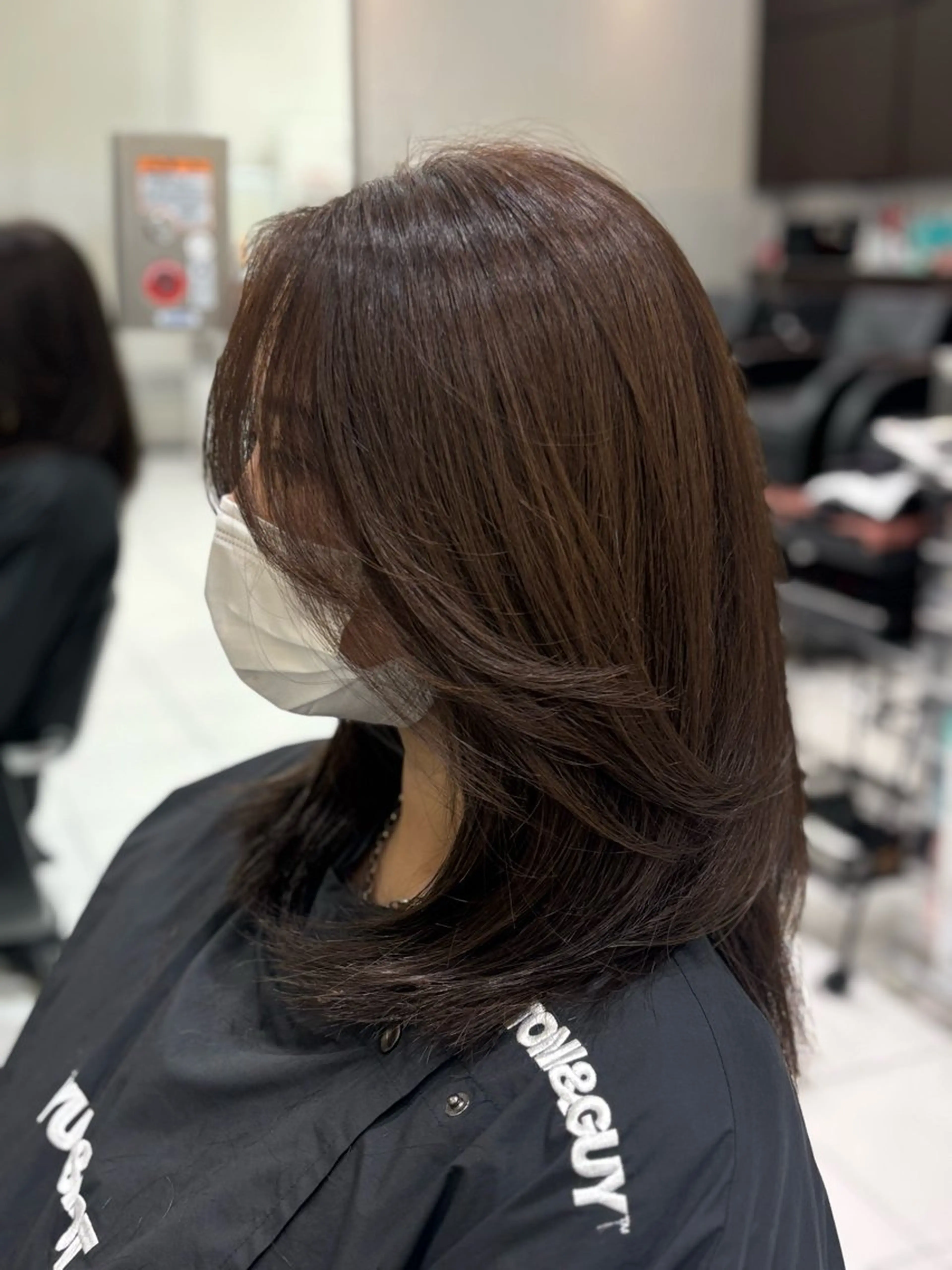 セミロング 大根 凜子のヘアスタイル