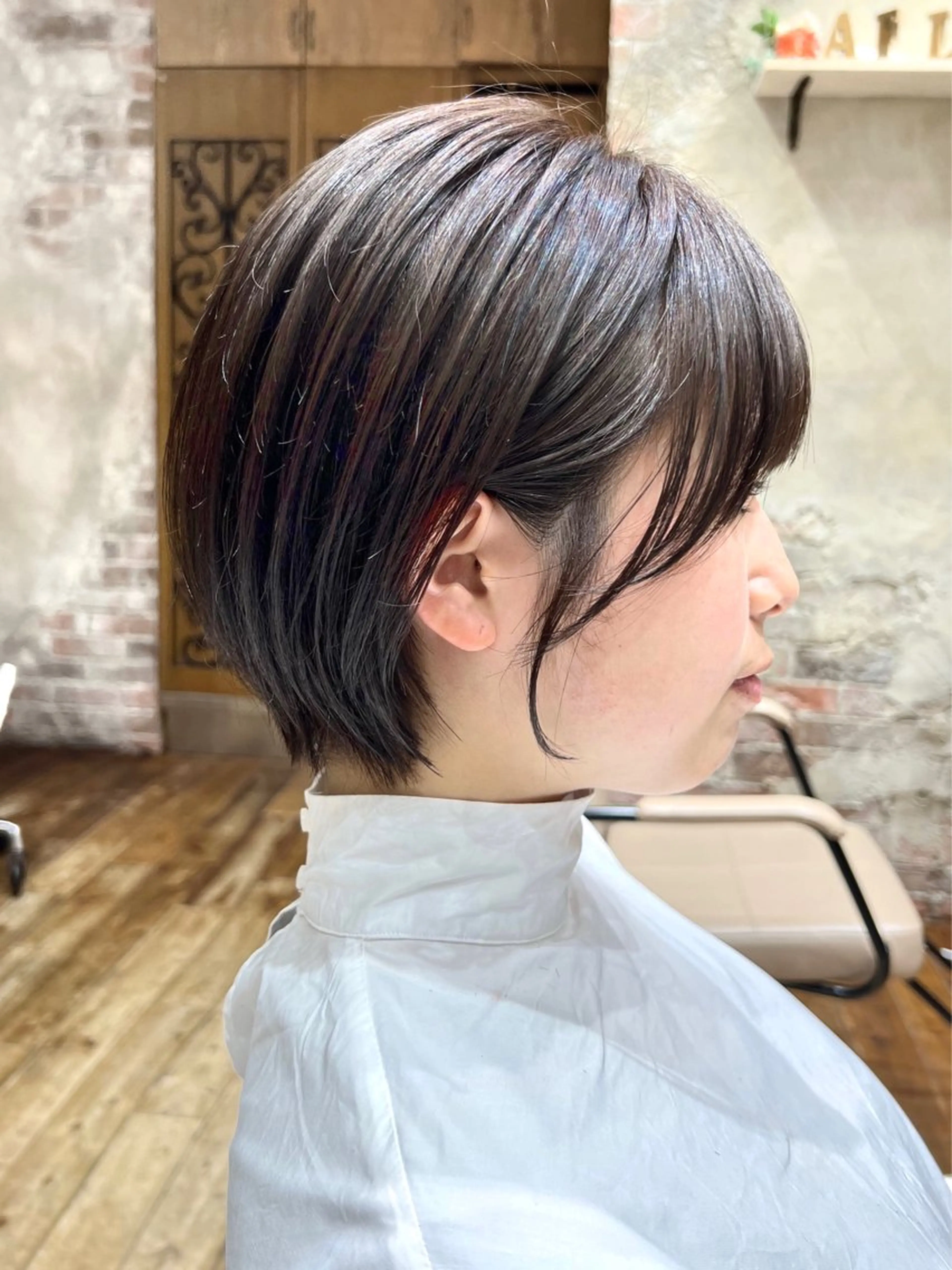 ショート カラー カット ヘアカラー トリートメント 💍新宿ショート 💍岩田莉奈のヘアスタイル