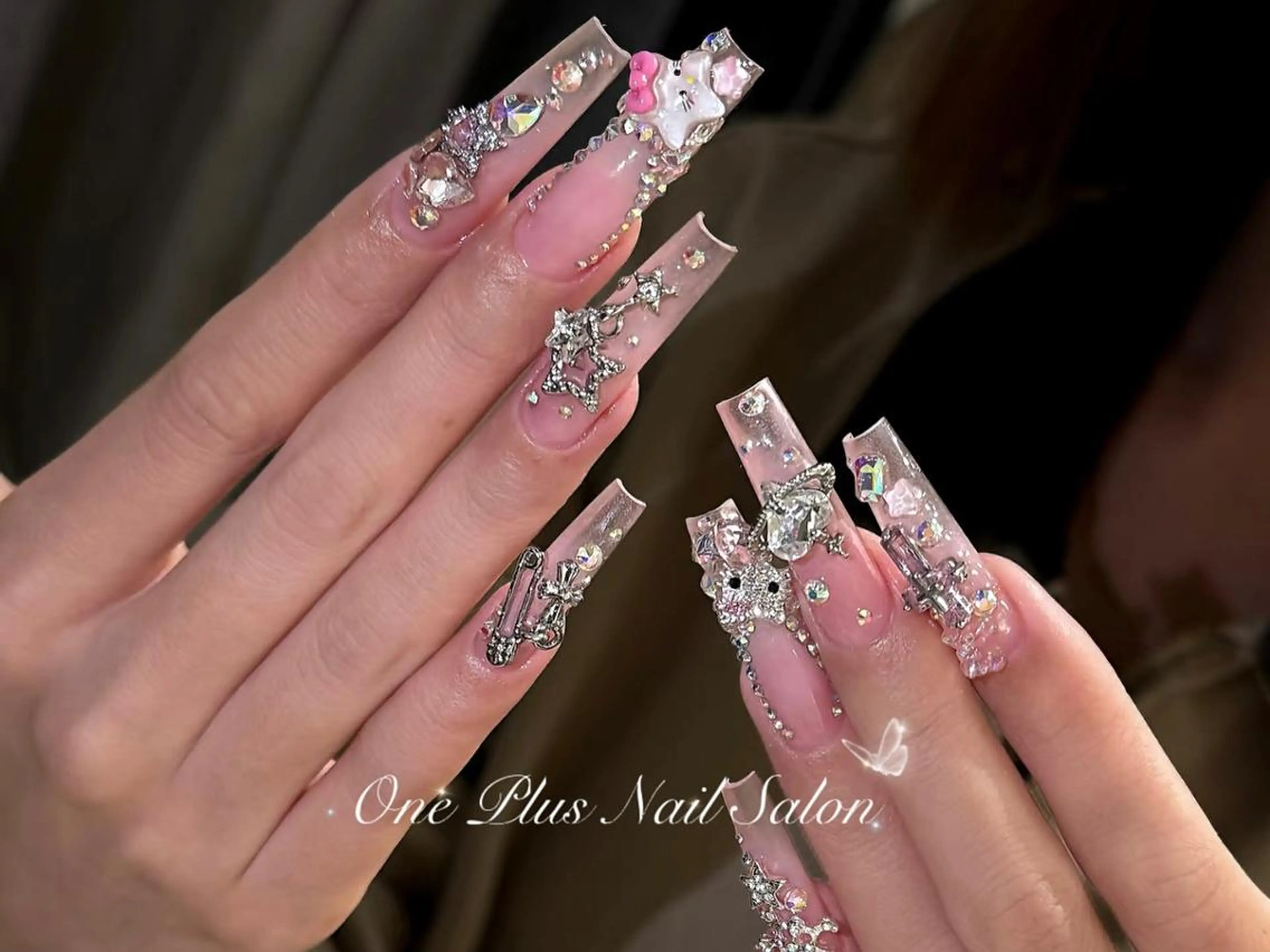 ネイル オーロラネイル 長さ出し フットネイル フレンチネイル ジェルネイル One Plus Nail Salonのネイルデザイン