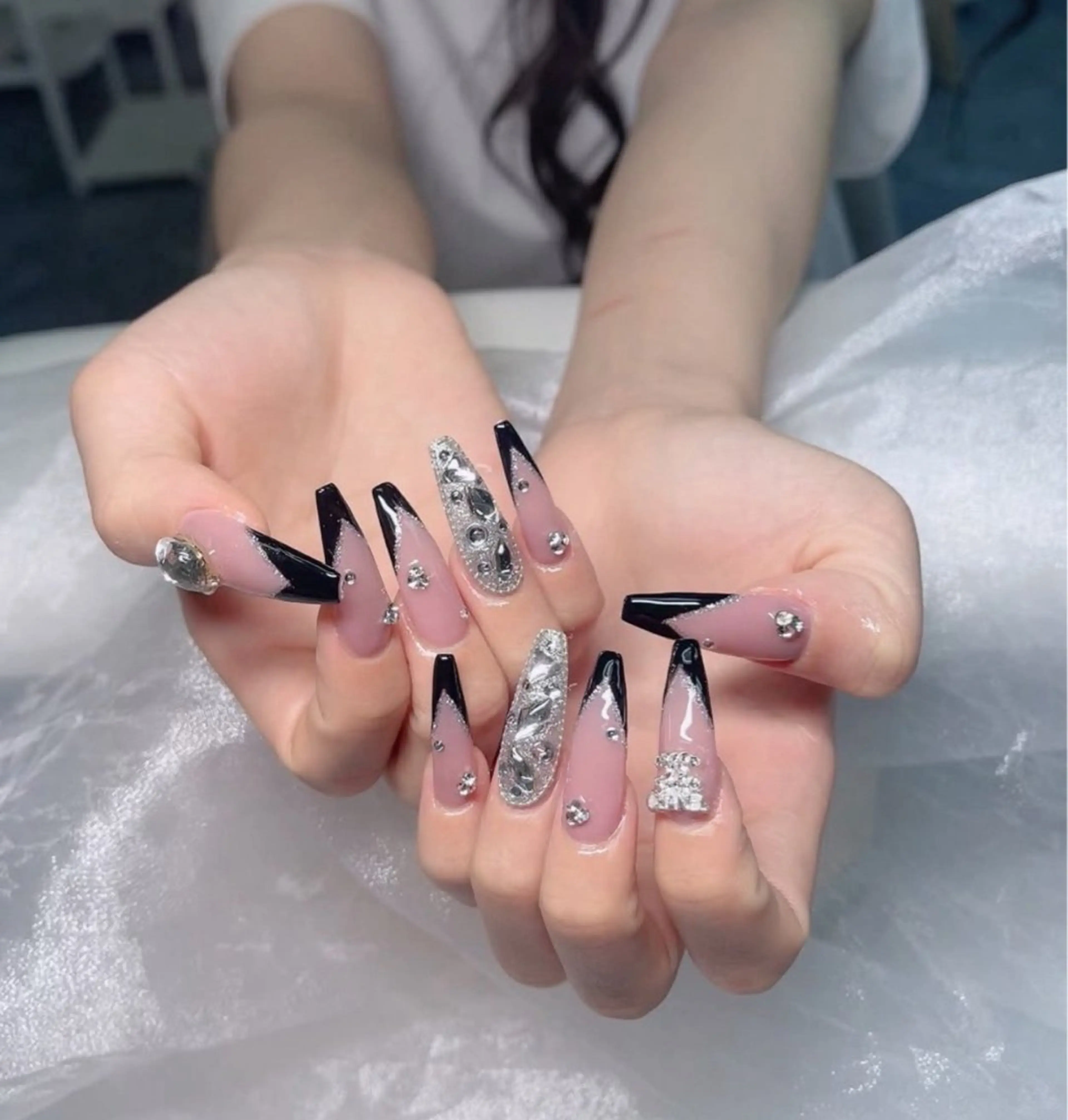 ネイル HIN NAILのネイルデザイン