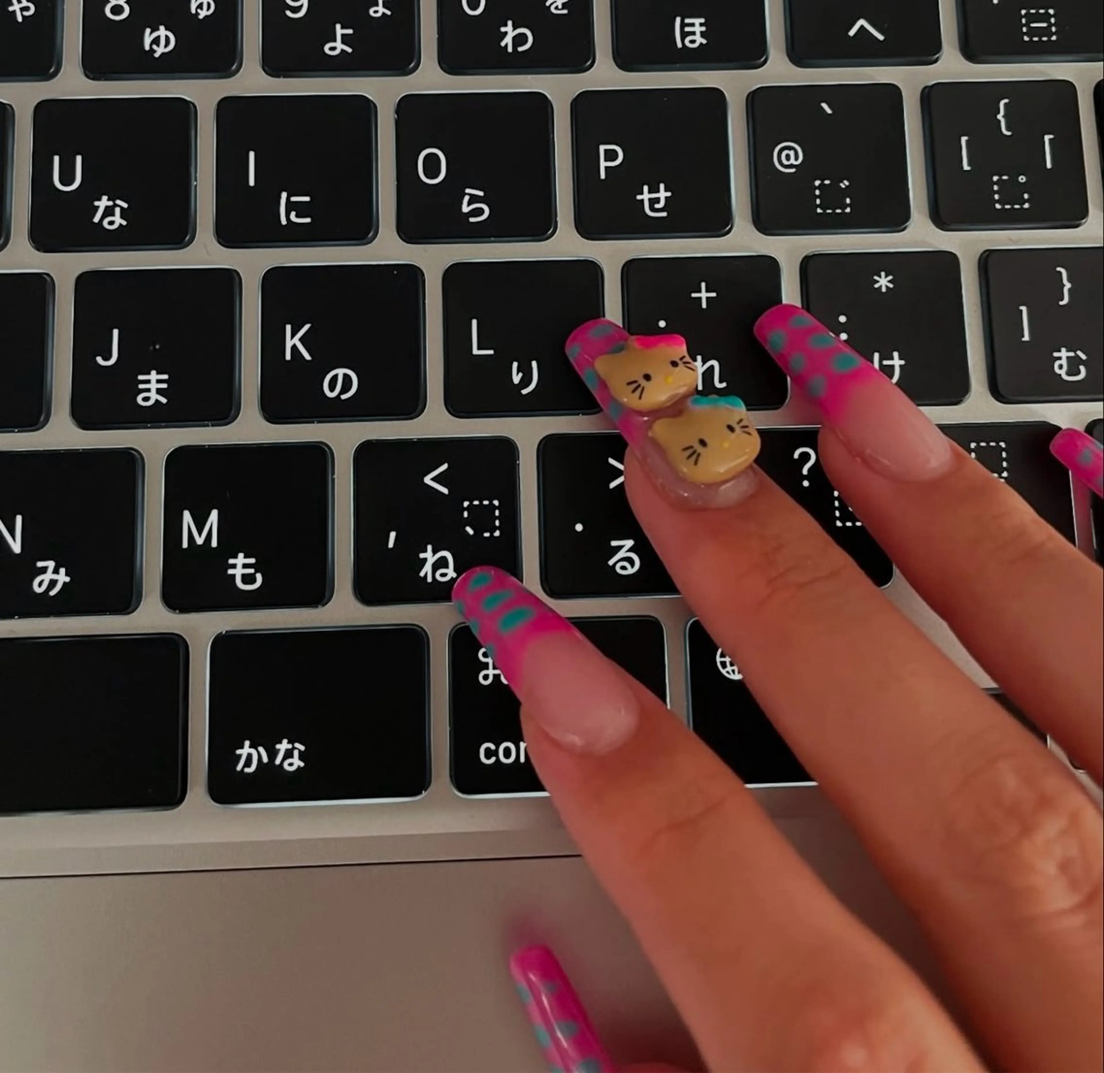 ネイル 渋谷ネイル🎀 y2k/海外ネイルのネイルデザイン