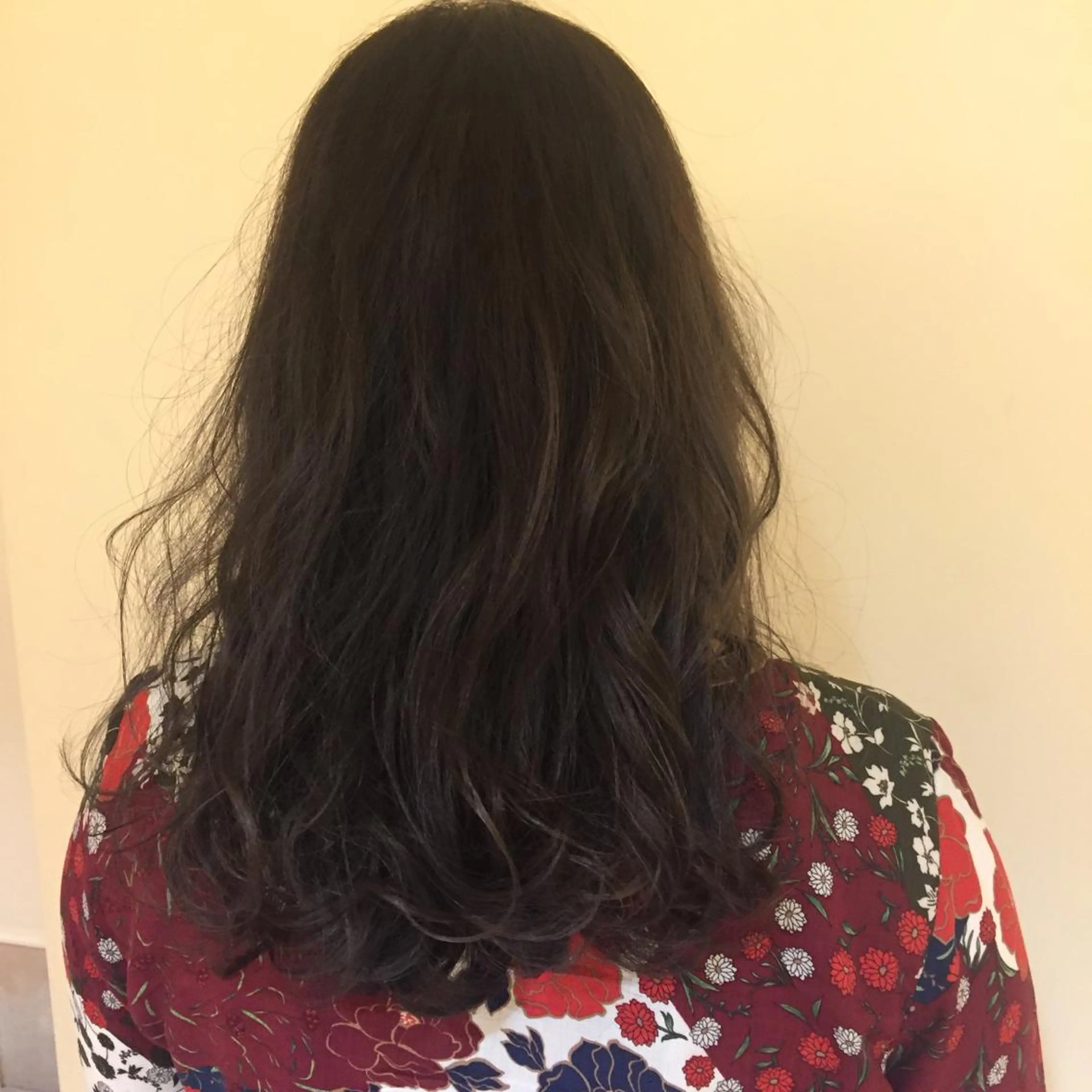 セミロング カラー 加藤 綾華のヘアスタイル