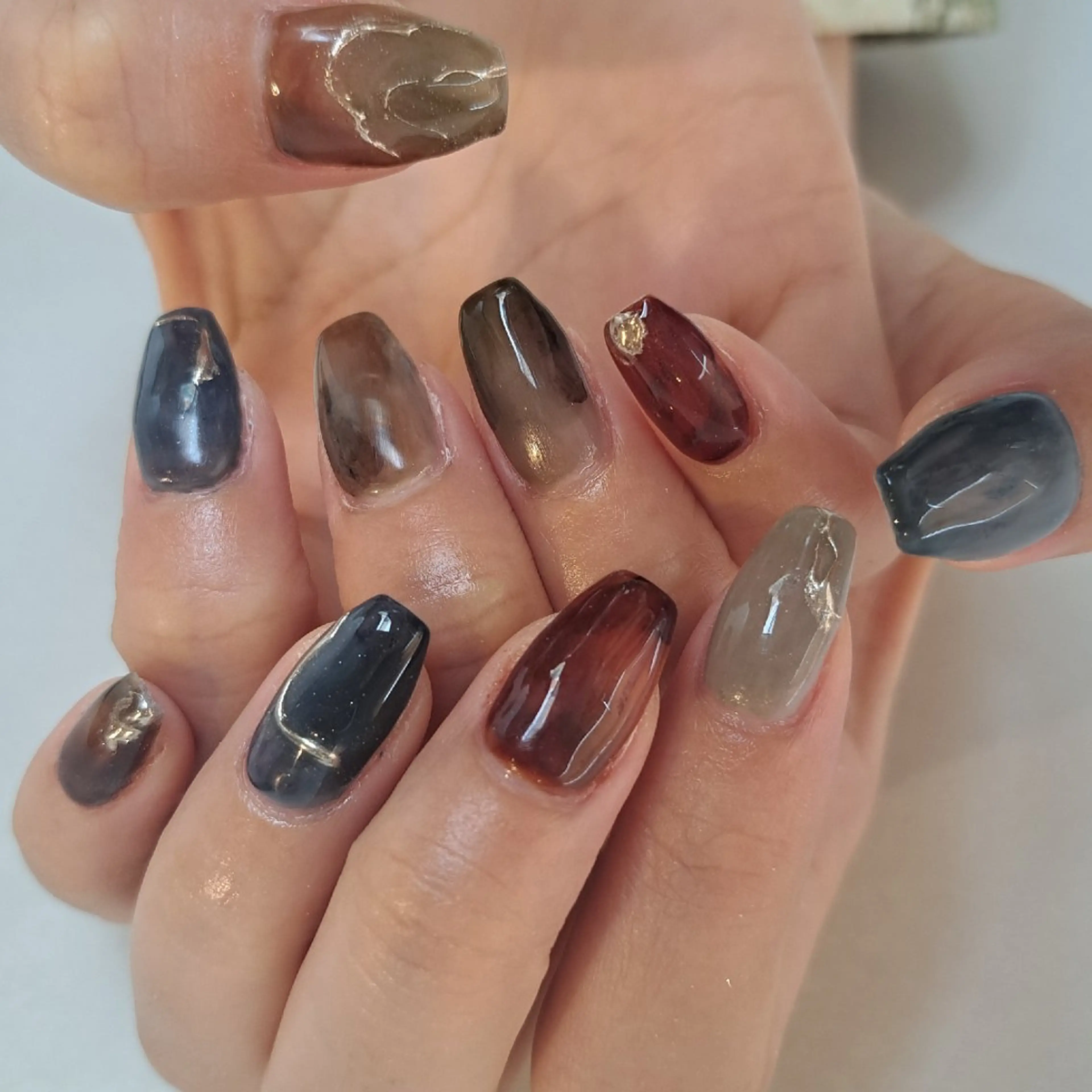 ネイル アートネイル ジェルネイル ミラーネイル 持ち込み ニュアンスネイル Nail mood デザイン持ち込みokのネイルデザイン